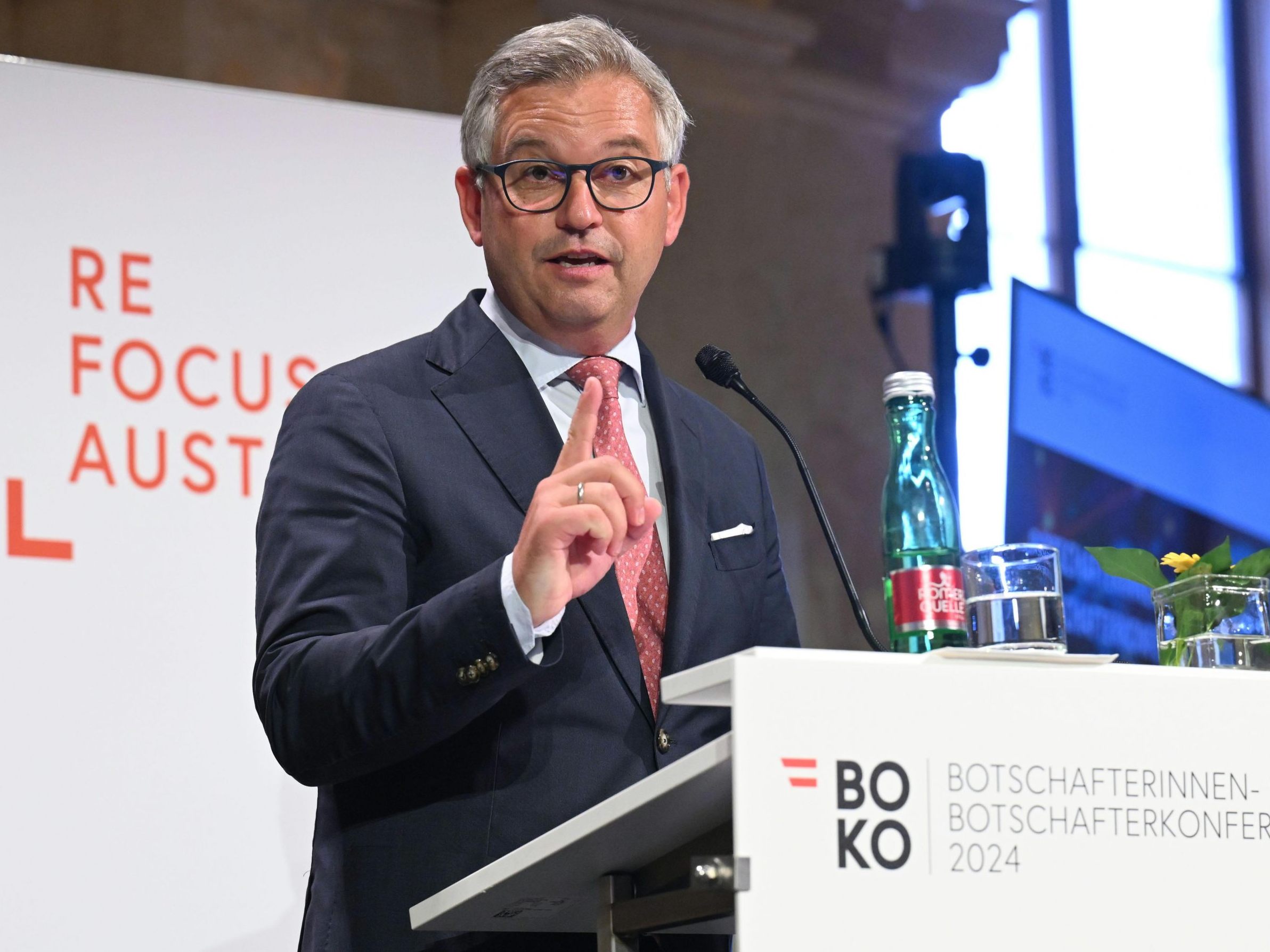 Brunner bei der Botschafterkonferenz in Wien.