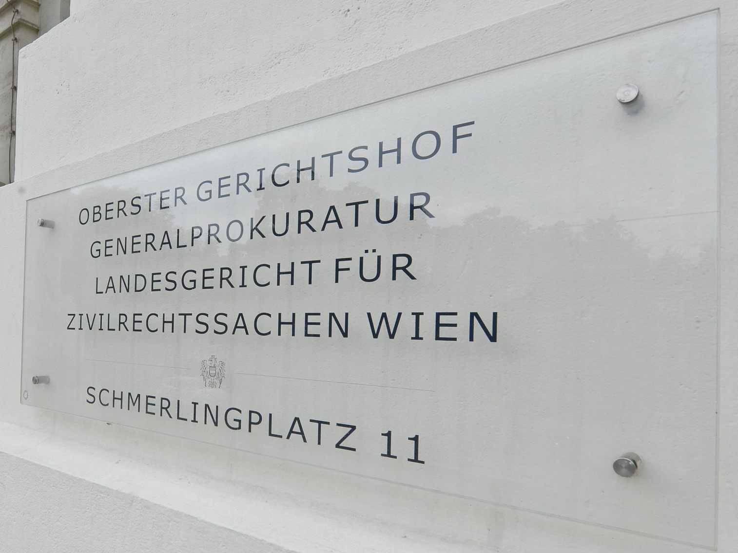 Das OLG Wien entscheidet am Donnerstag über Rechtsmittel im Hundebox-Fall. Das OLG Wien entscheidet am Donnerstag über Rechtsmittel im Hundebox-Fall.