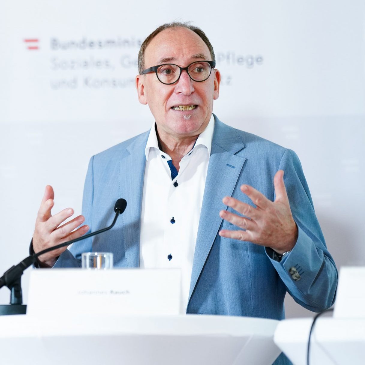 Rauch beruhigt: Es gibt genügend Grippe-Impfstoff im Land.