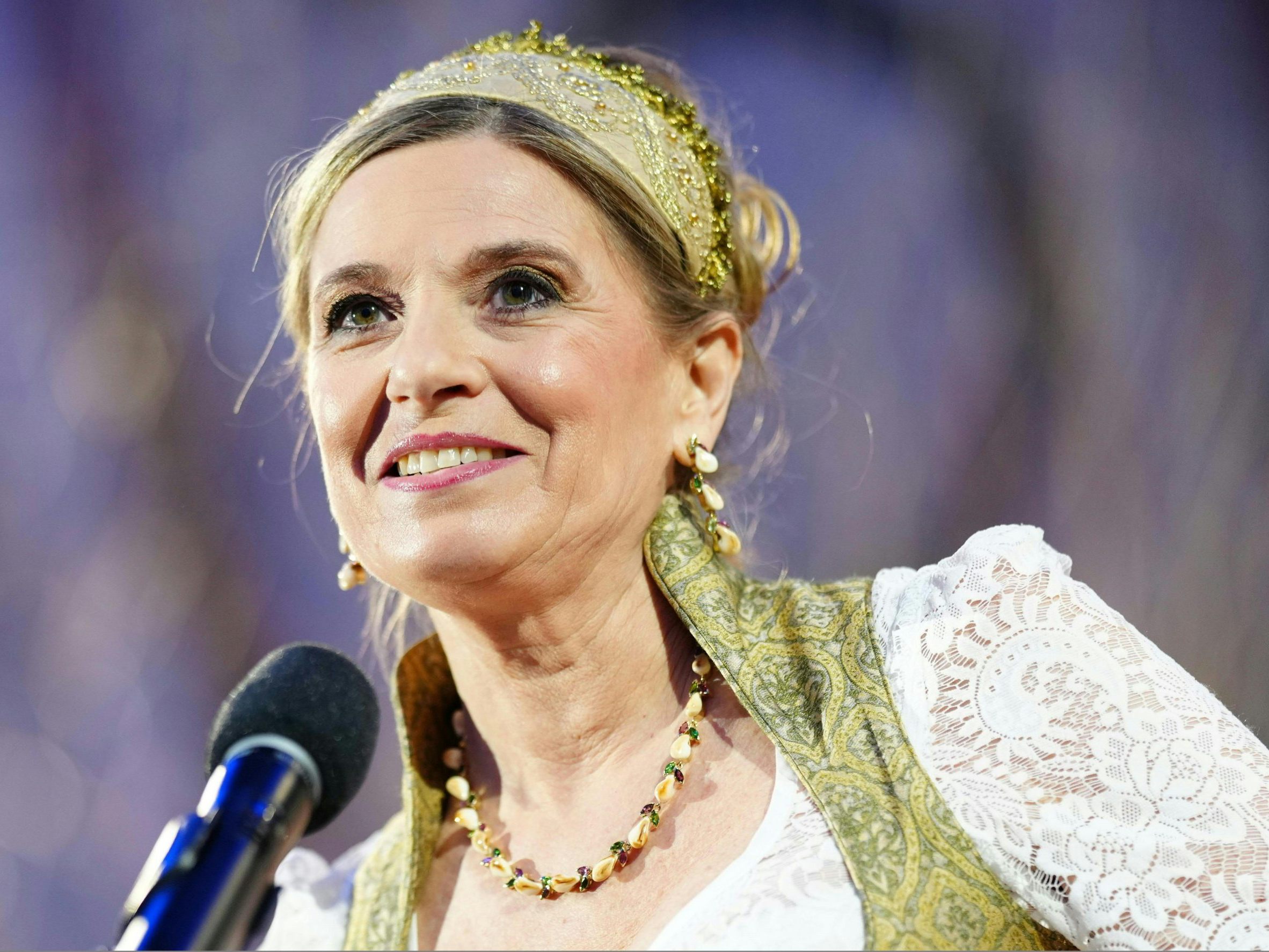 Christa Kummer wird diese Woche 60. Christa Kummer wird diese Woche 60.