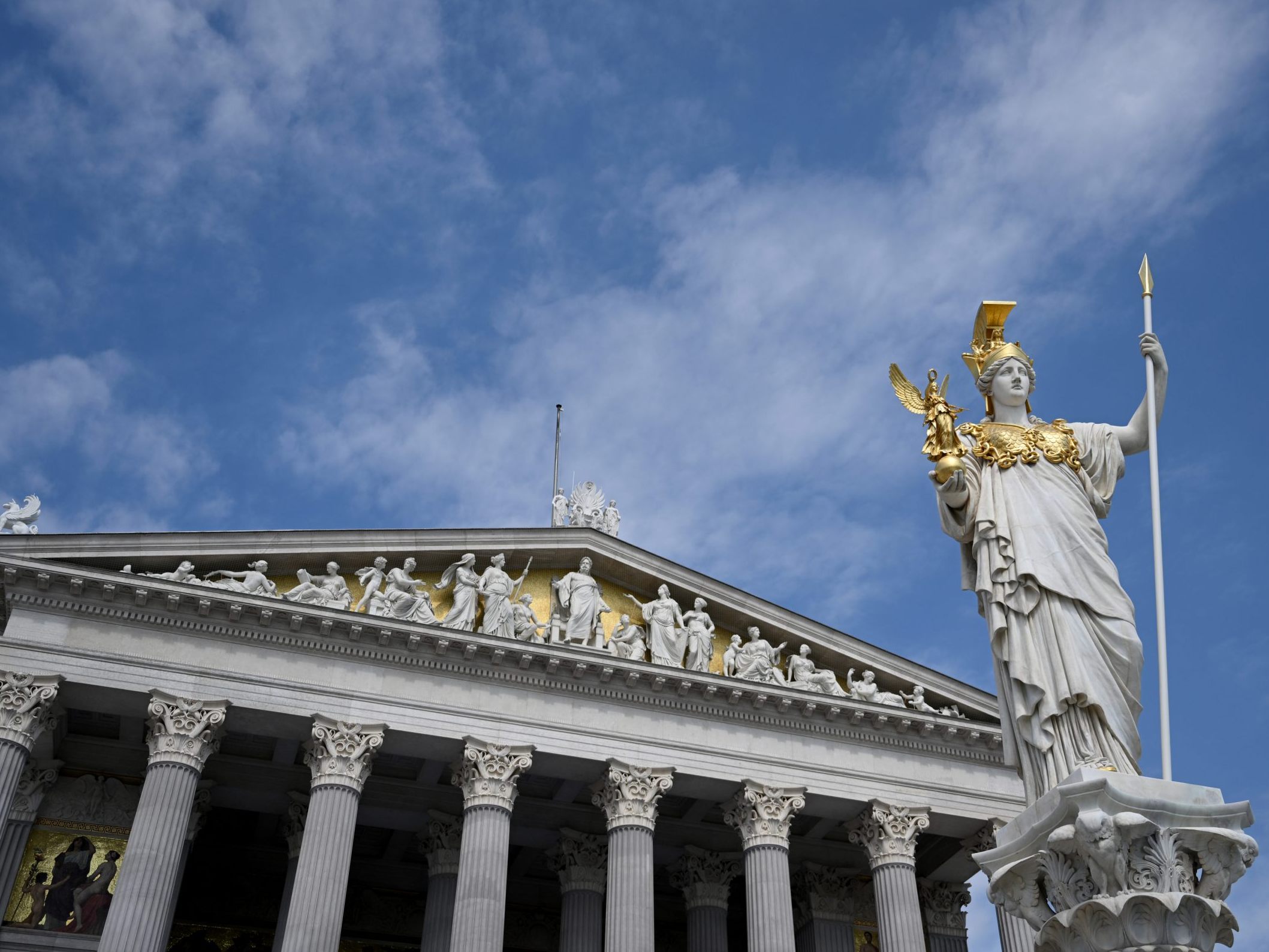 Ein Demokratie-Corner wird vor dem Parlament errichtet. Ein Demokratie-Corner wird vor dem Parlament errichtet.