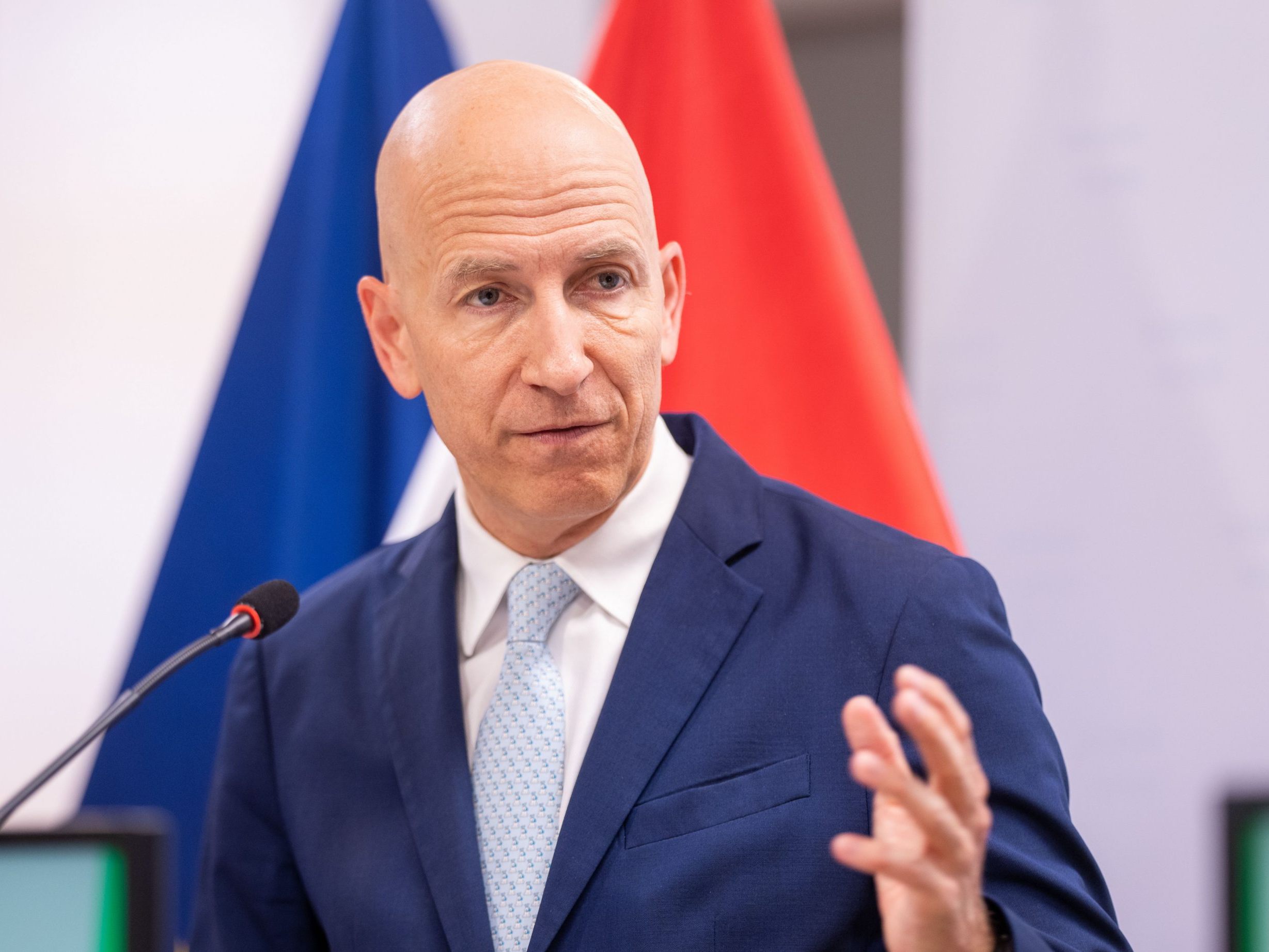 ÖVP hatte strengere Kontrollen angekündigt. Entwurf von unter anderem dem Ressort von Minister Martin Kocher (im Bild) wurde Grünen vorgelegt. ÖVP hatte strengere Kontrollen angekündigt. Entwurf von unter anderem dem Ressort von Minister Martin Kocher (im Bild) wurde Grünen vorgelegt.