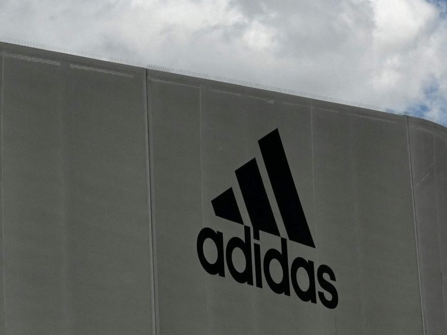 Adidas sperrt den App-Entwickler Runtastic in Österreich zu. Adidas sperrt den App-Entwickler Runtastic in Österreich zu.
