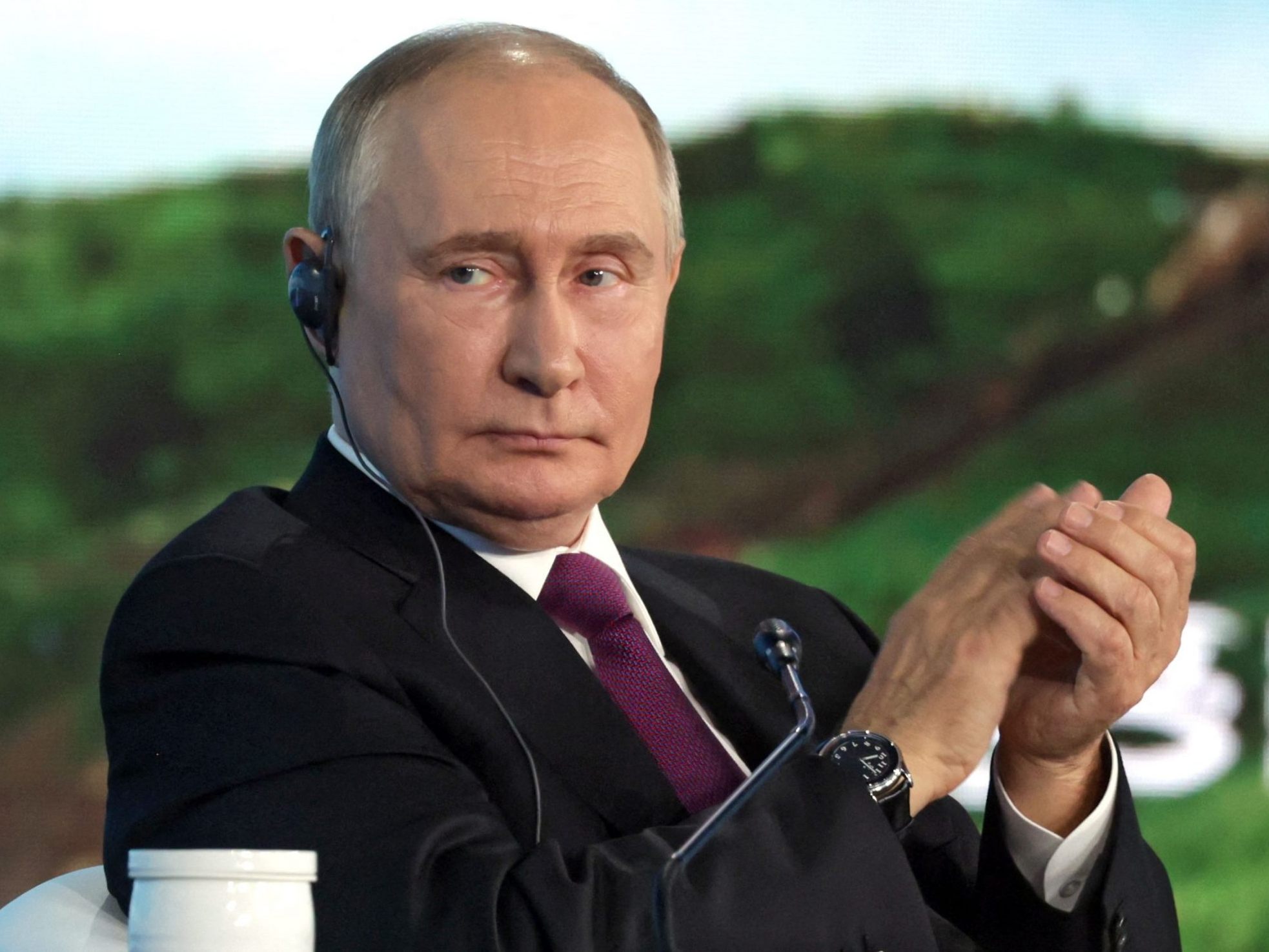 Russischer Präsident äußerte sich bei Wirtschaftsforum in Wladiwostok Russischer Präsident äußerte sich bei Wirtschaftsforum in Wladiwostok