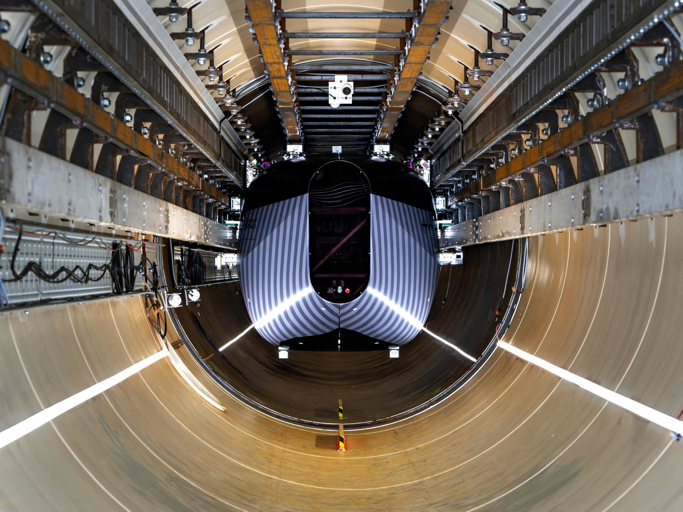 Blick in European Hyperloop Center Testeinrichtung.