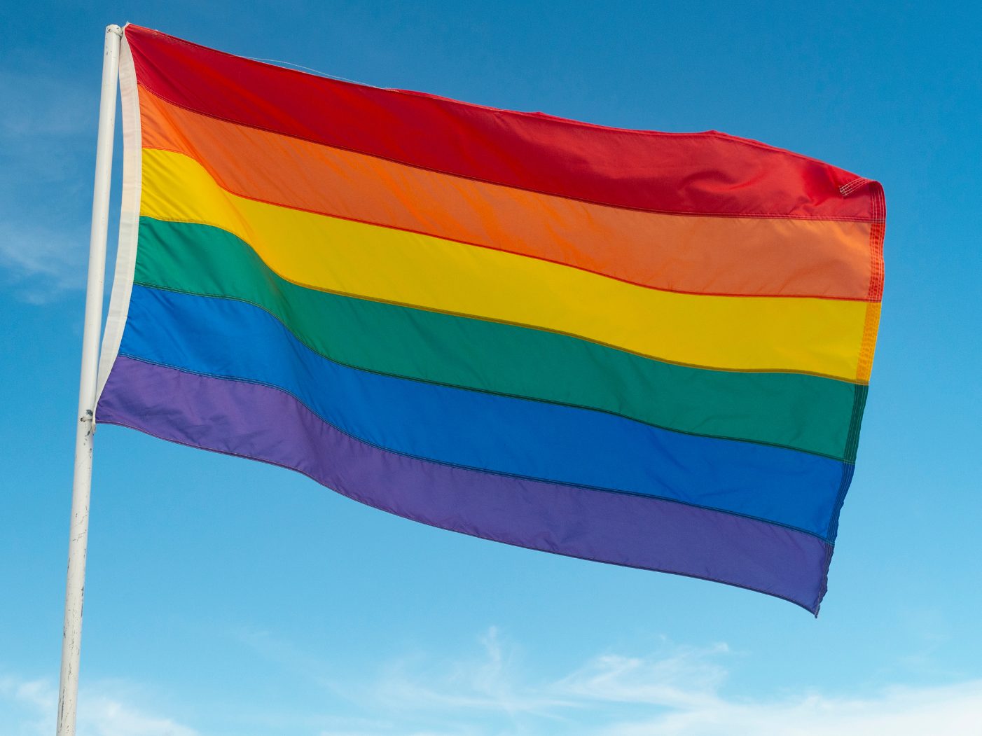 Gruber hatte in einem Wahlkampfvideo eine Regenbogenfahne in den Müll geworfen.