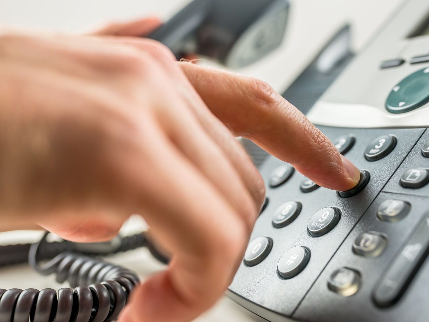 Die Caritas richtete eine Unwetter-Hotline ein.