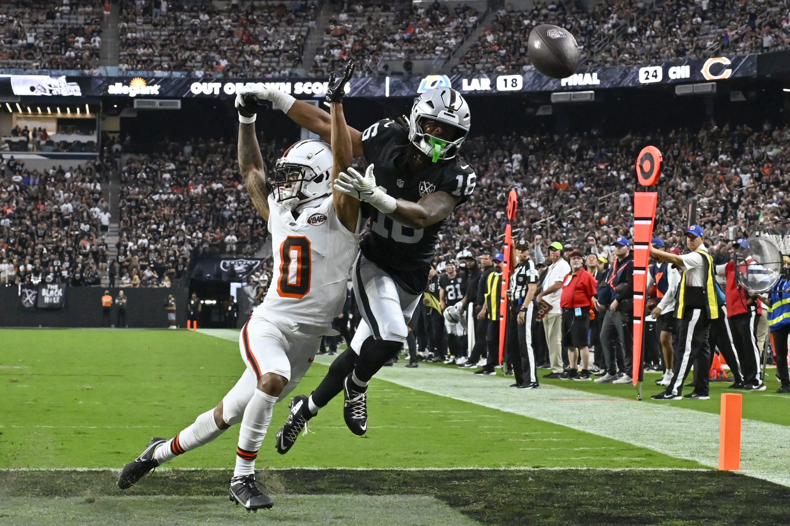 Browns Raiders Football