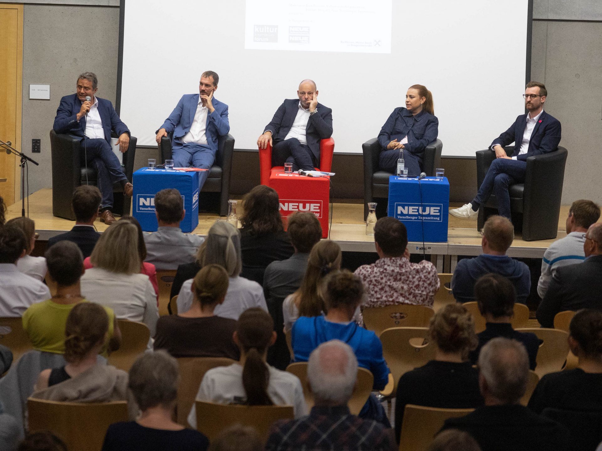 Die große Podiumsdiskussion in Egg. Die große Podiumsdiskussion in Egg.
