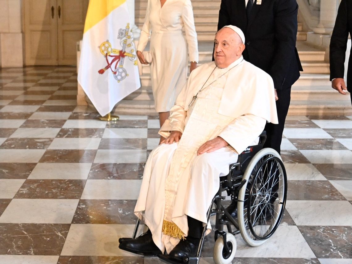 Der Papst wurde in Belgien für sein Gebet am Grab des verstorbenen Königs kritisiert.