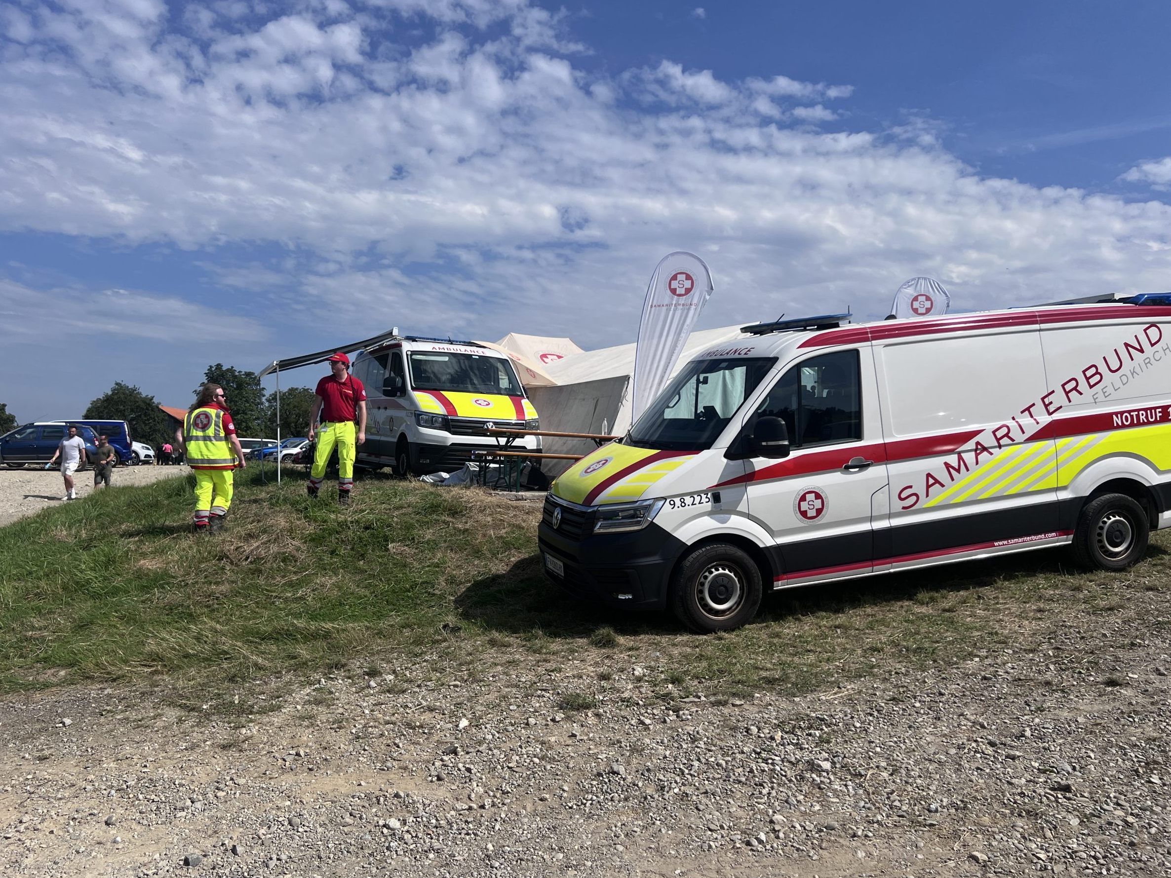 Die Verletzten wurden in die Krankenhäuser Dornbirn und Feldkirch gebracht.