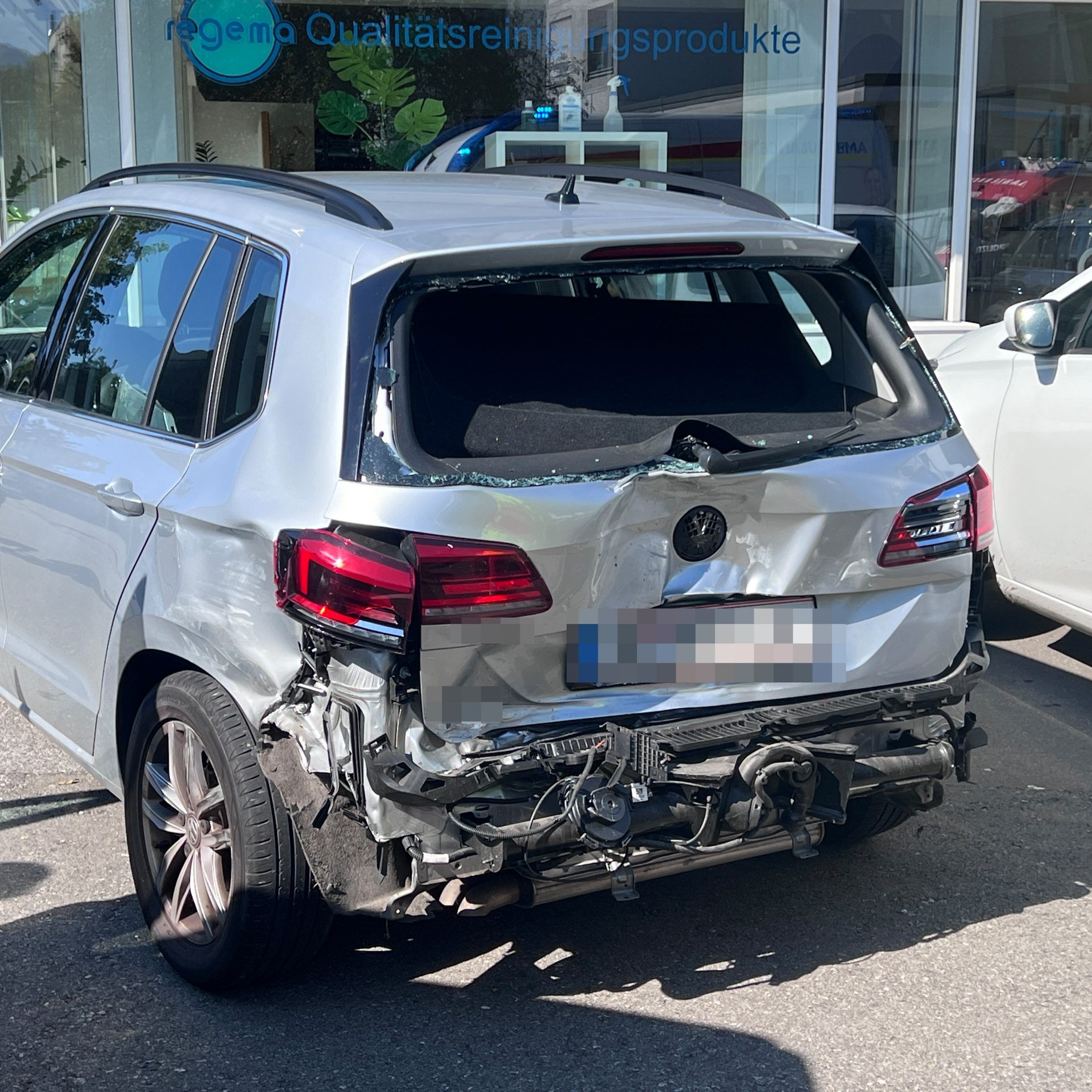 Drei Pkw waren an dem Unfall beteiligt.