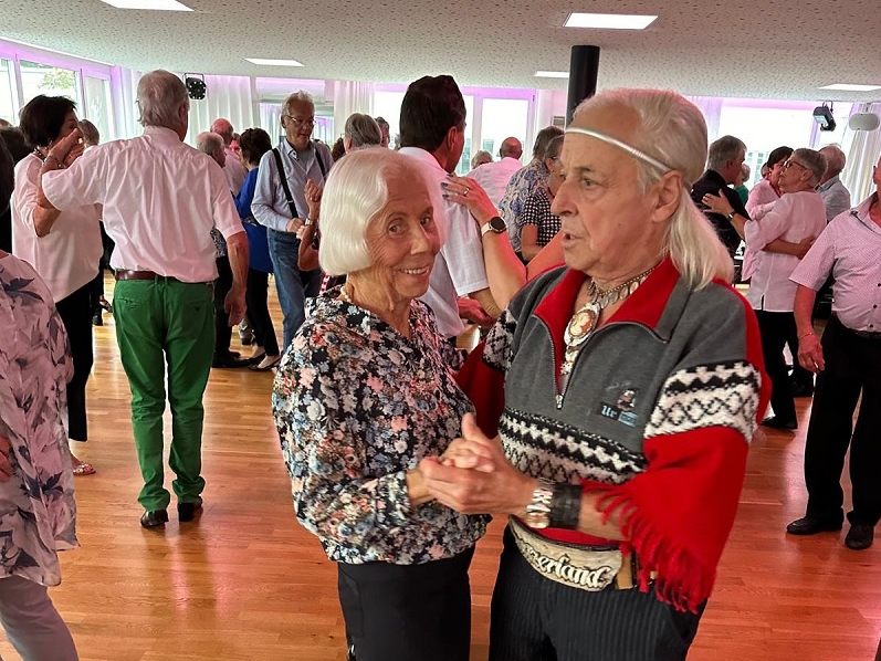 PVÖ-Landestanz: Tolle Stimmung mit rundem Geburtstag PVÖ-Landestanz: Tolle Stimmung mit rundem Geburtstag