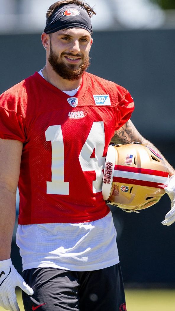 Nach dem Raubüberfall soll der NFL-Profi in einem ernsten, aber stabilen Zustand sein.