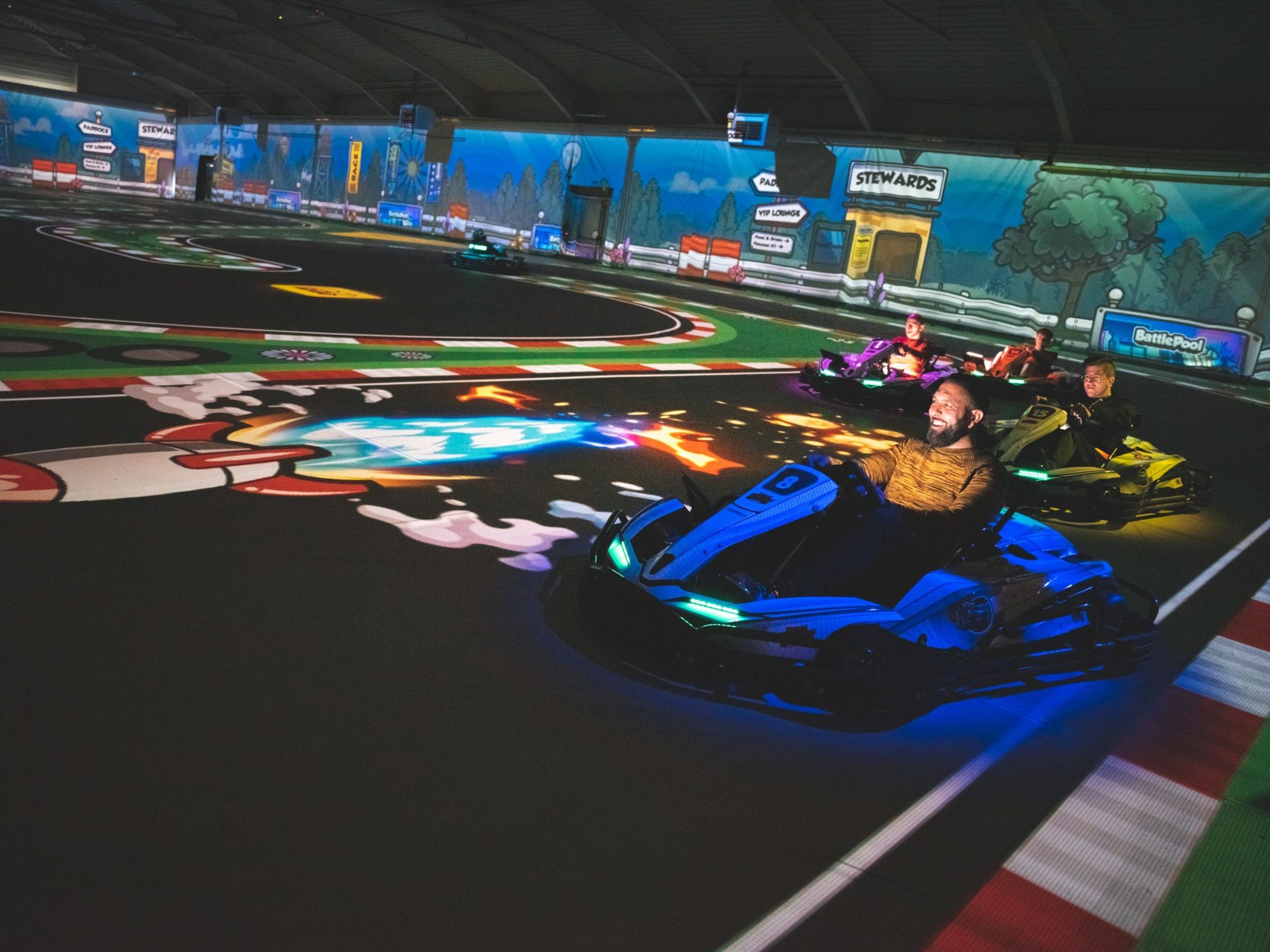 Rennspaß in XXL: BattleKart Wien verdoppelt seine Fläche.