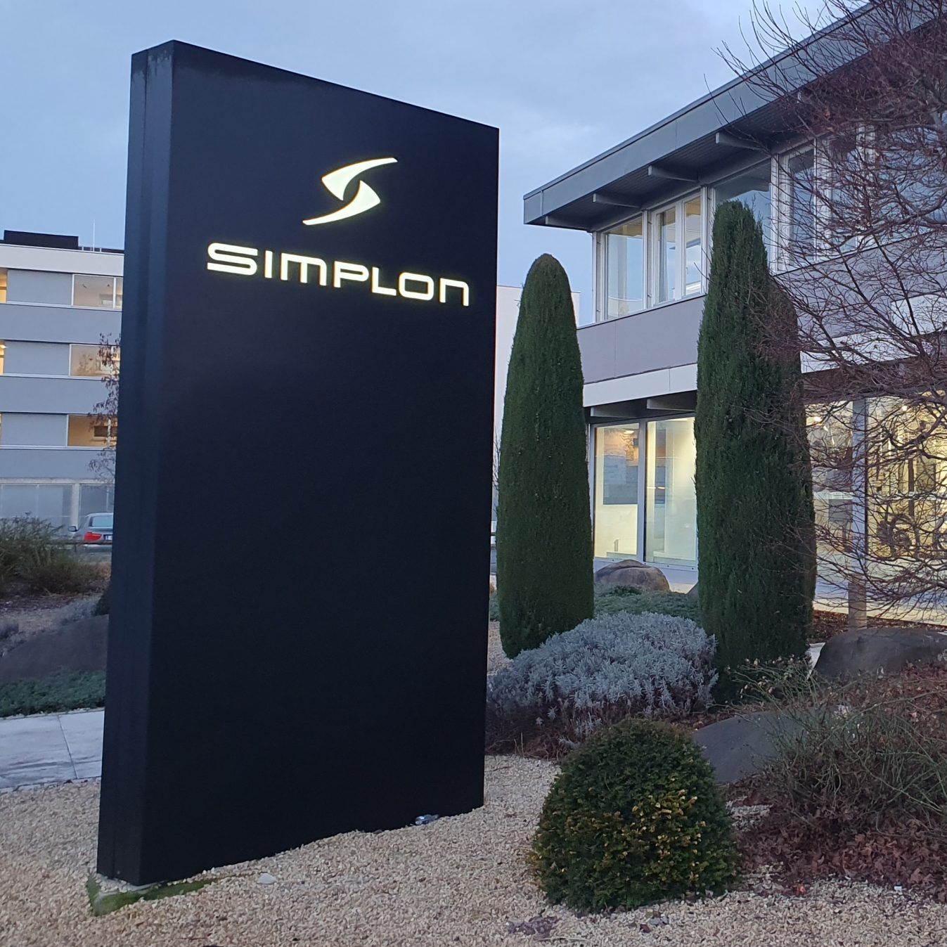 Hannover Finanz will offenbar nicht mehr gerne mit SIMPLON in Verbindung gebracht werden.