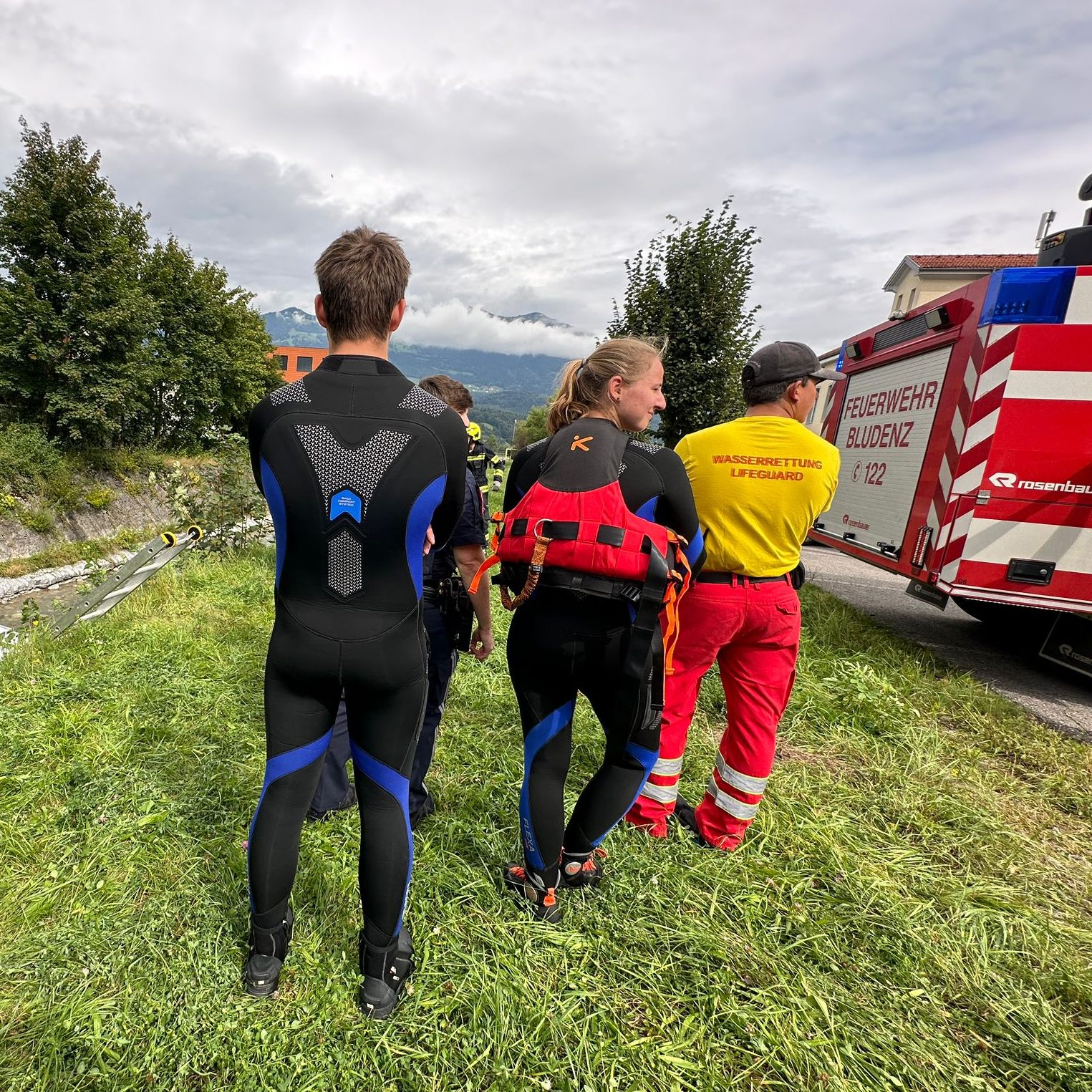 Zahlreiche Einsatzkräfte sind vor Ort.