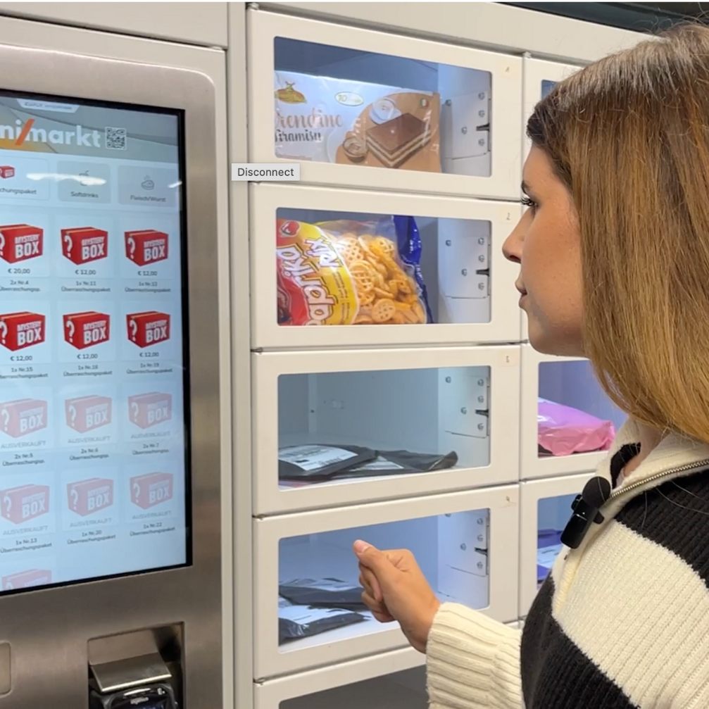 VOL.AT-Redakteurin Valentina hat die Mystery-Automaten abgecheckt.