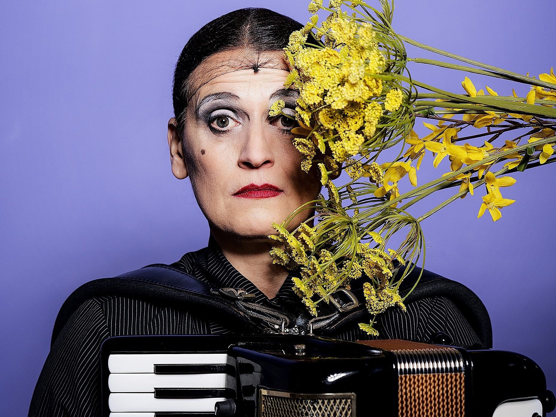 Carmela De Feo alias La Signora präsentiert ihr neues Programm "groß! blond! erfolgreich!"