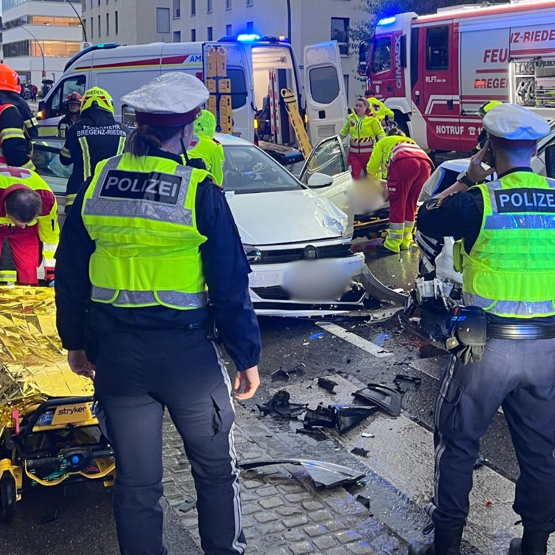Die Polizei hat eine Vermutung, wie es zu dem schweren Unfall kam.