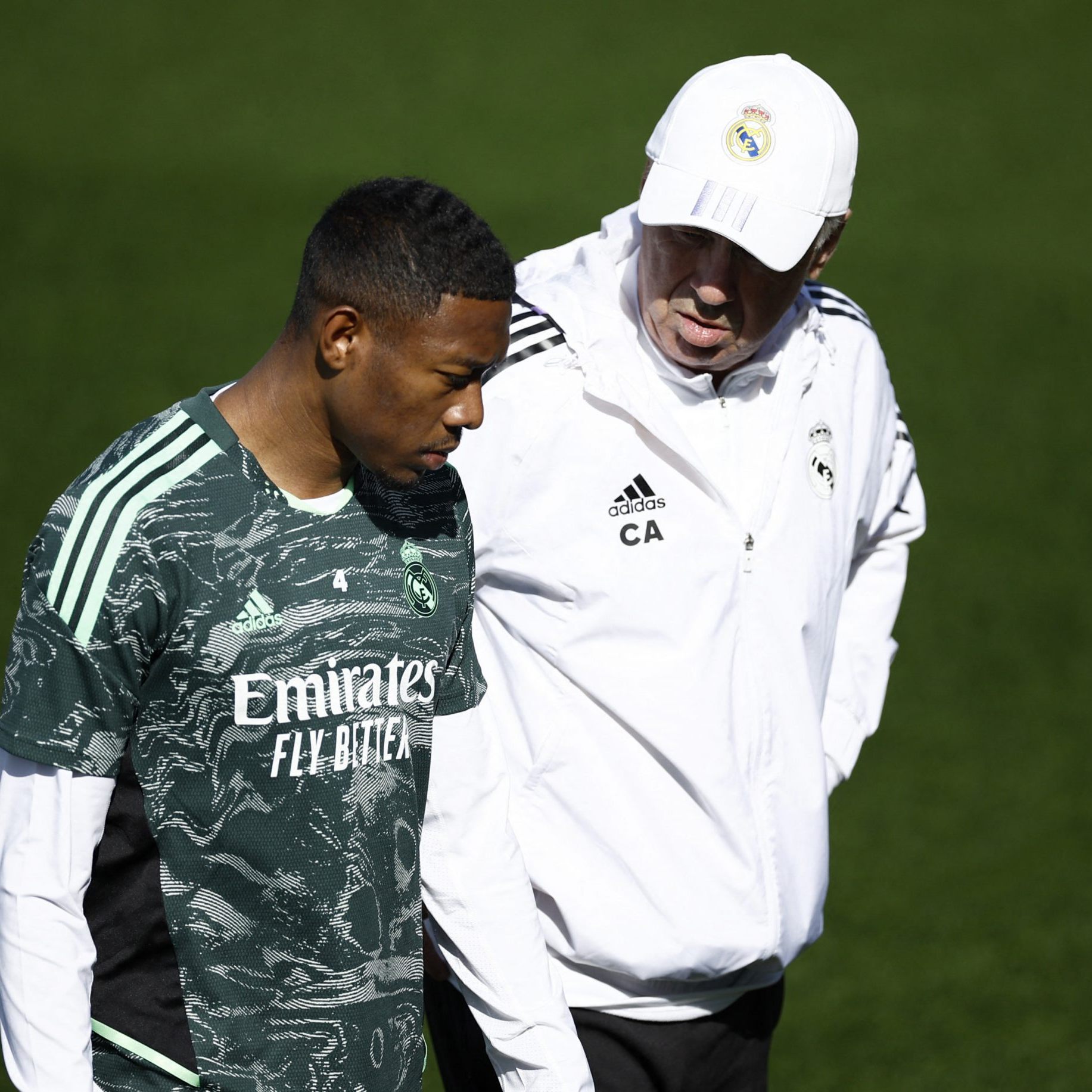 David Alaba ist laut Ancelotti bald wieder im Real-Mannschaftstraining.