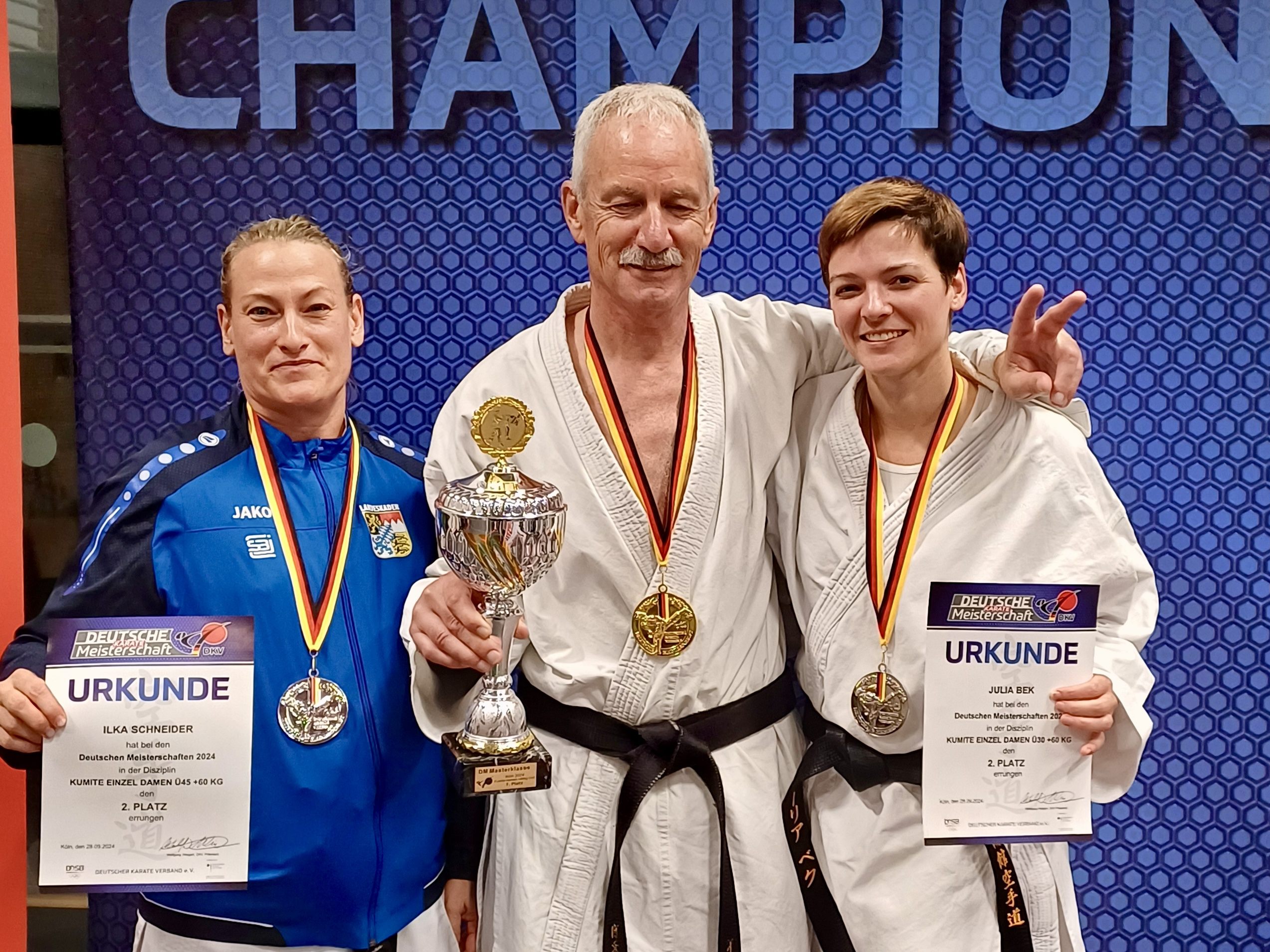 Gold und 2x Silber für Karate Wolfurt in Köln