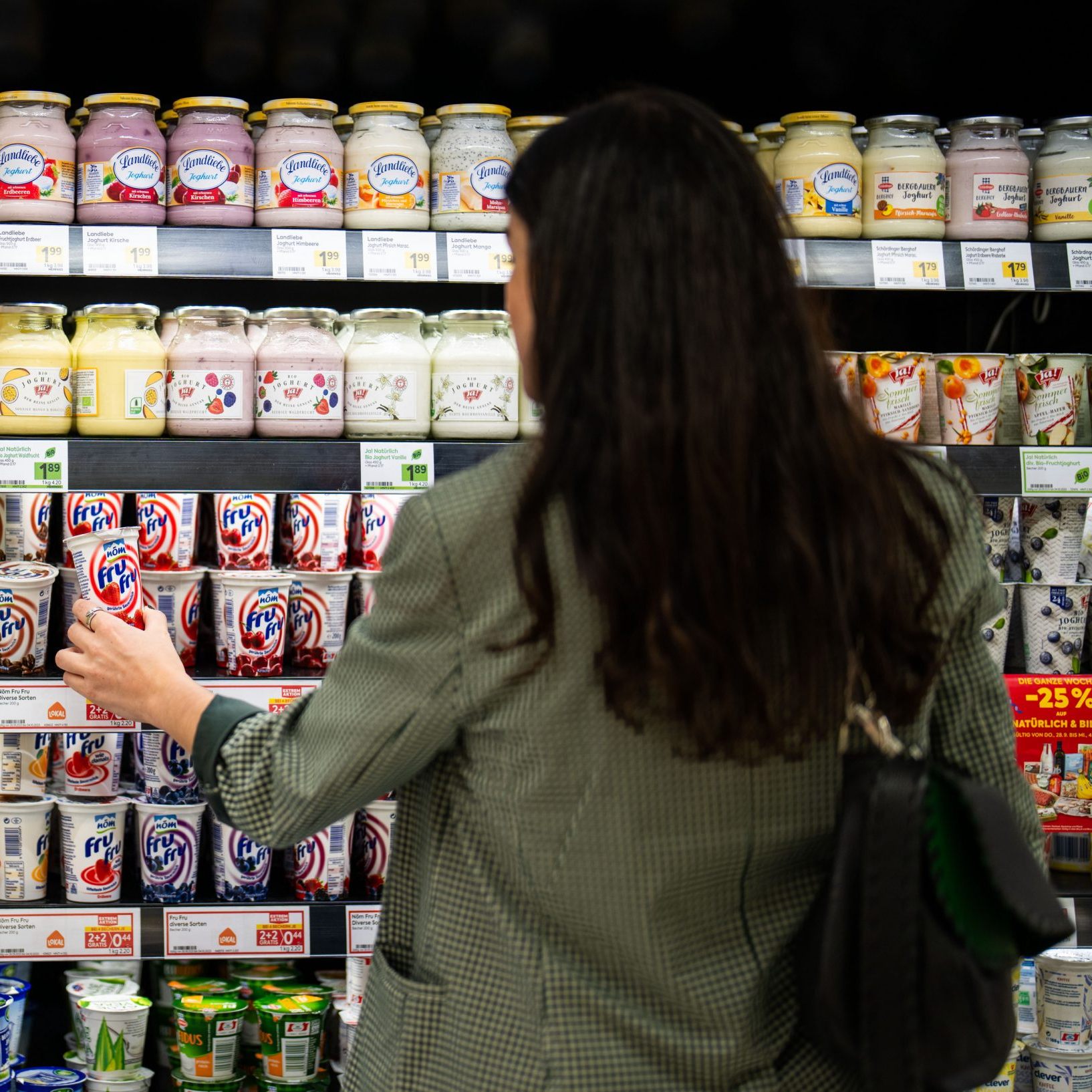 Die Konzentration an Lebensmittelgeschäften ist in Städten größer als am Land.