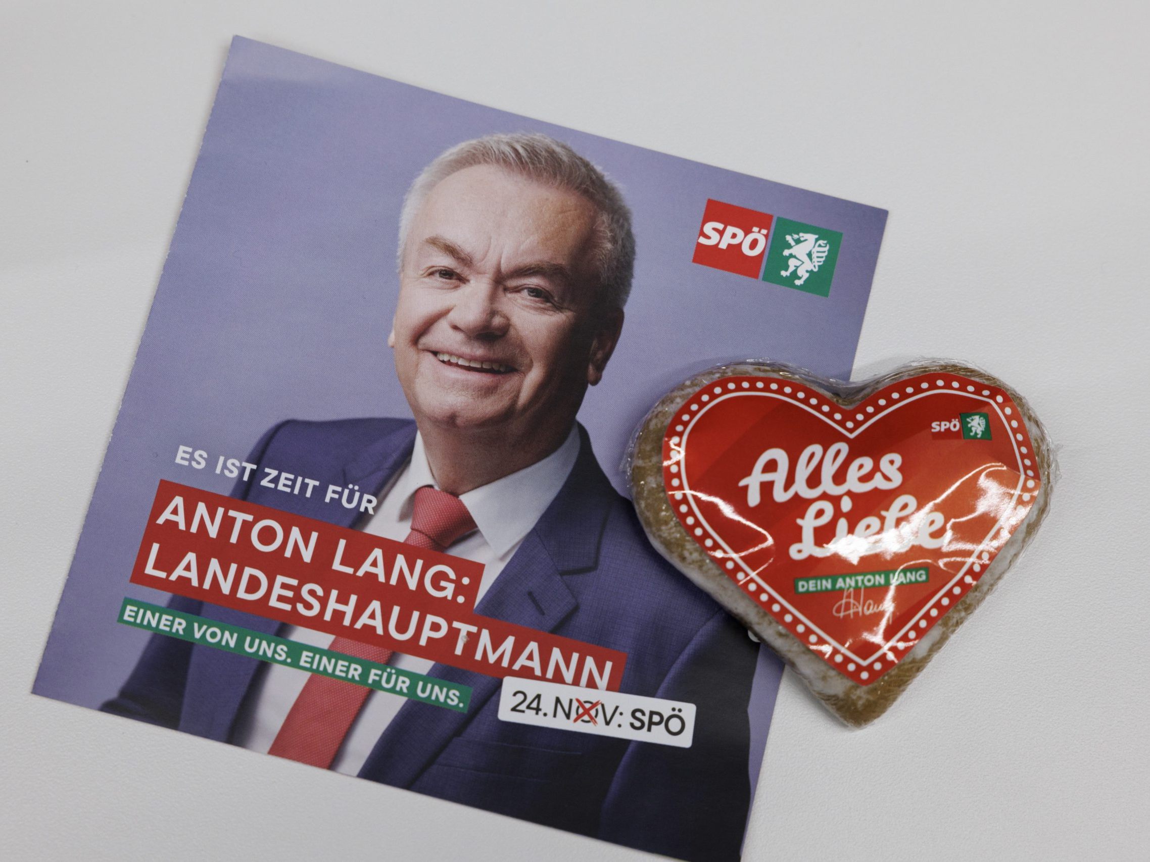 Plakate und Wahlgeschenke: Die Parteien müssen ihre Ausgaben für den Wahlkampf auflisten. Plakate und Wahlgeschenke: Die Parteien müssen ihre Ausgaben für den Wahlkampf auflisten.