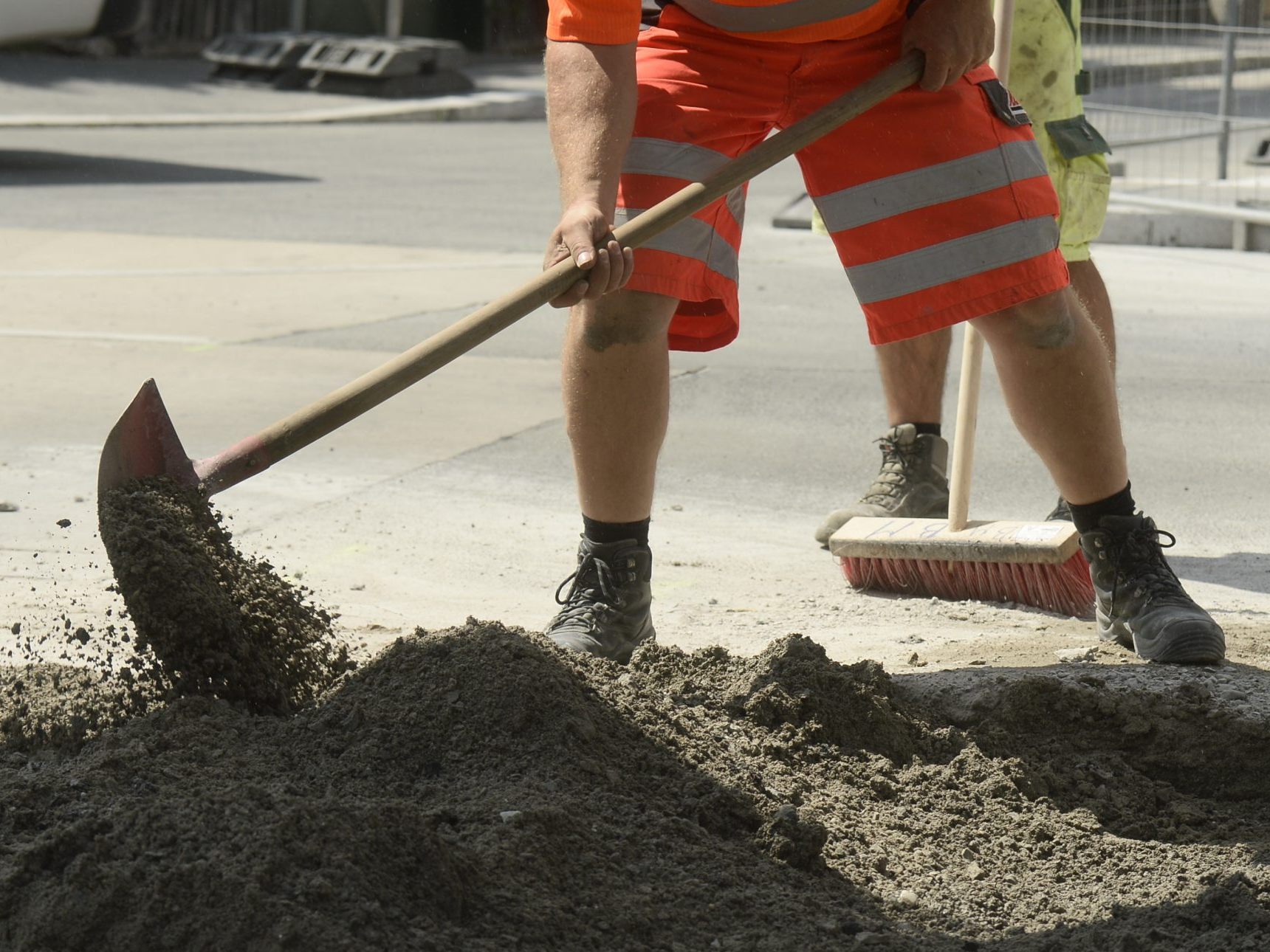 Gehsteiginstandsetzungsarbeiten in der Ottakringer Straße. Gehsteiginstandsetzungsarbeiten in der Ottakringer Straße.