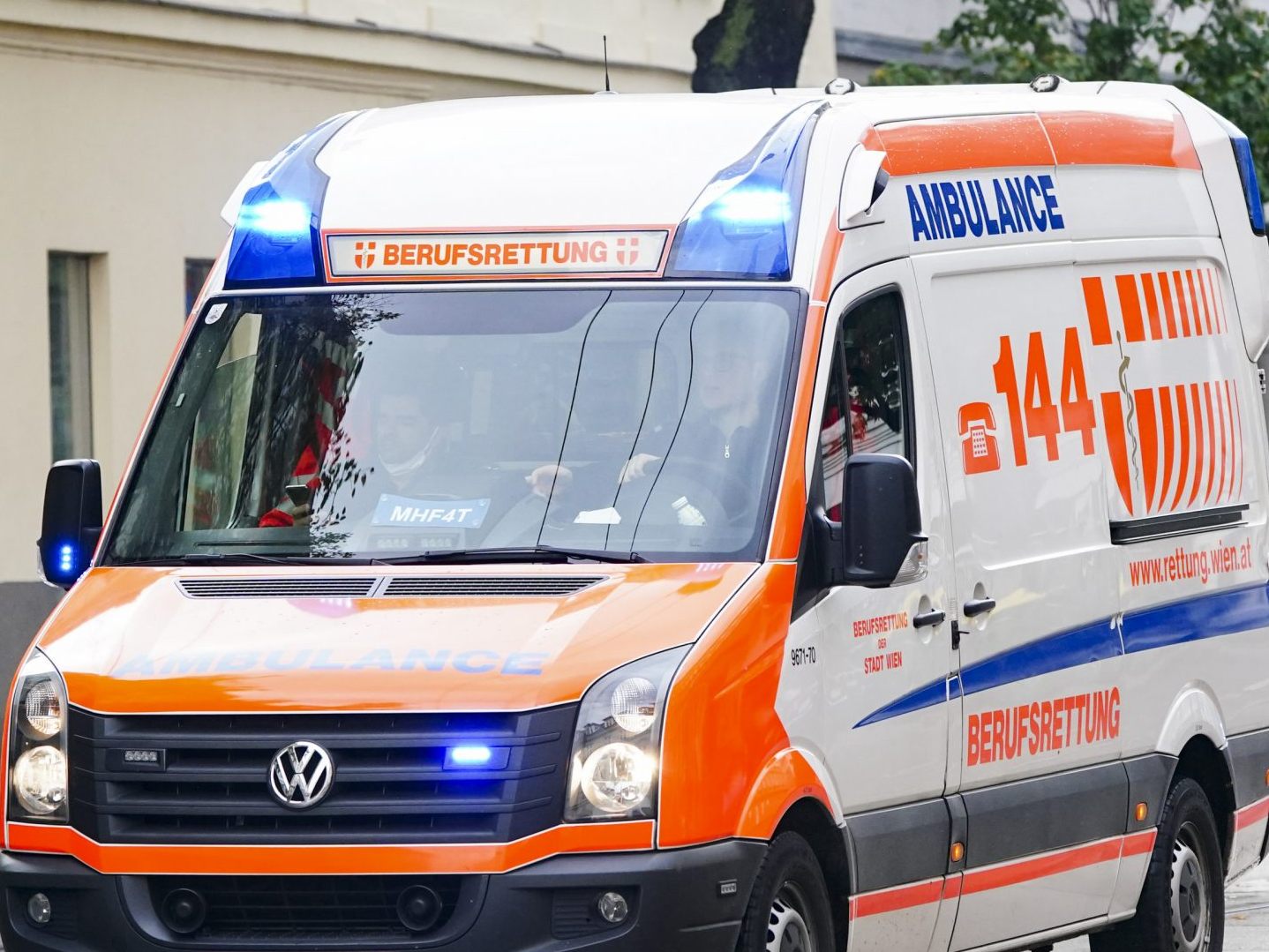 Am Nationalfeiertag kam es zu einem Unfall zwischen einem E-Scooter und einem Fahrrad. Am Nationalfeiertag kam es zu einem Unfall zwischen einem E-Scooter und einem Fahrrad.