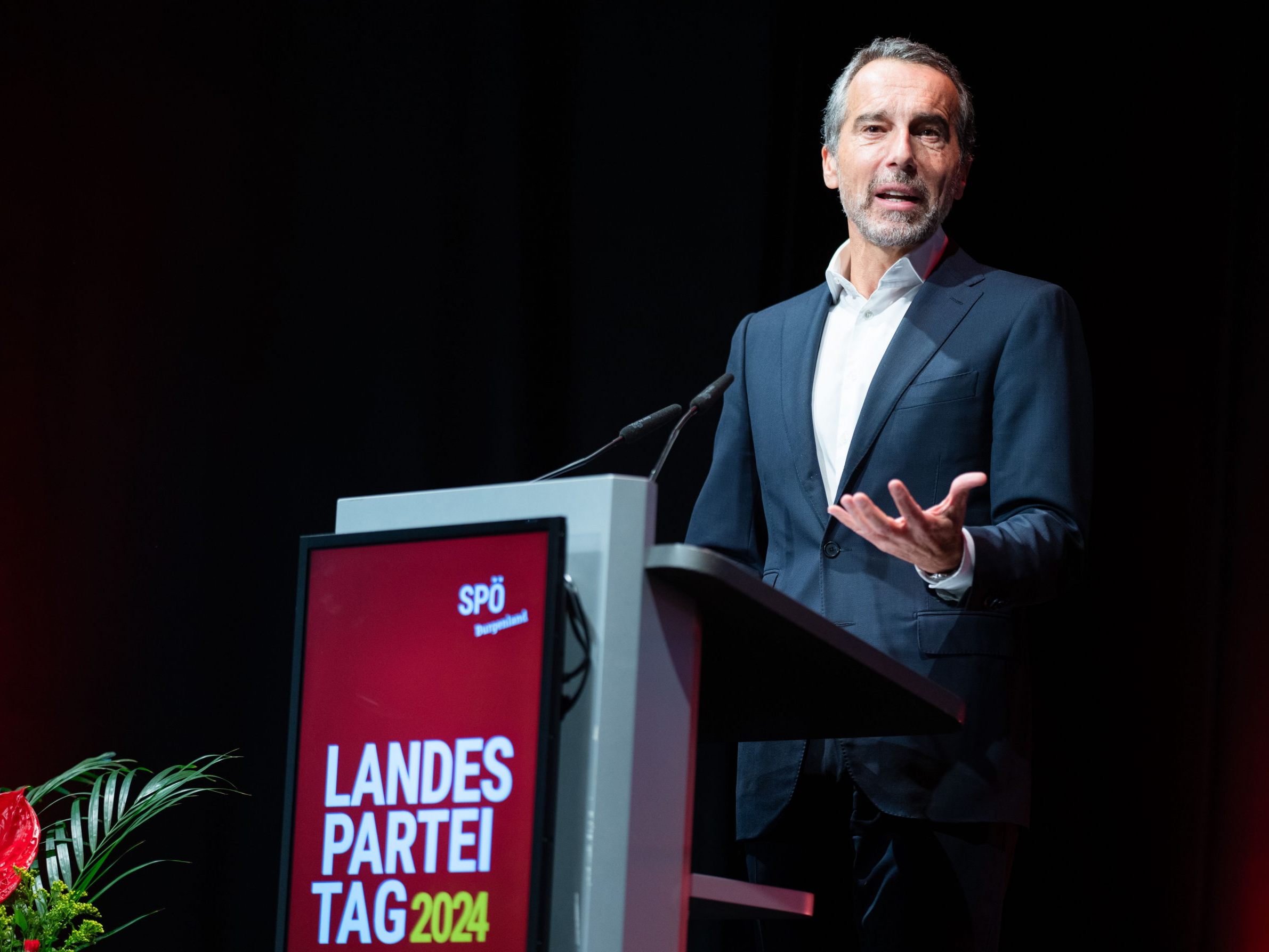 Kern winkt als potenzieller Kanzler ab. Kern winkt als potenzieller Kanzler ab.