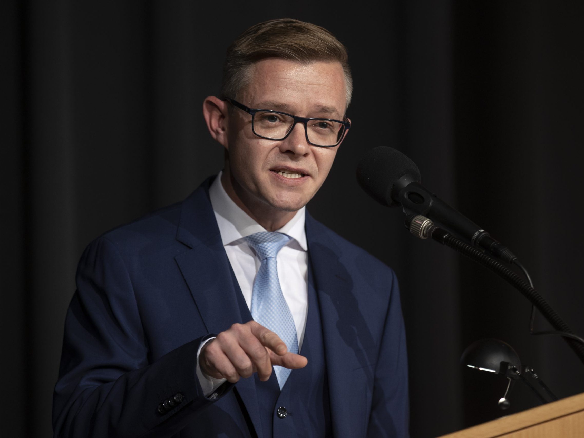 Molnár will mit seiner Liste "das demokratische Burgenland bereichern". Molnár will mit seiner Liste "das demokratische Burgenland bereichern".