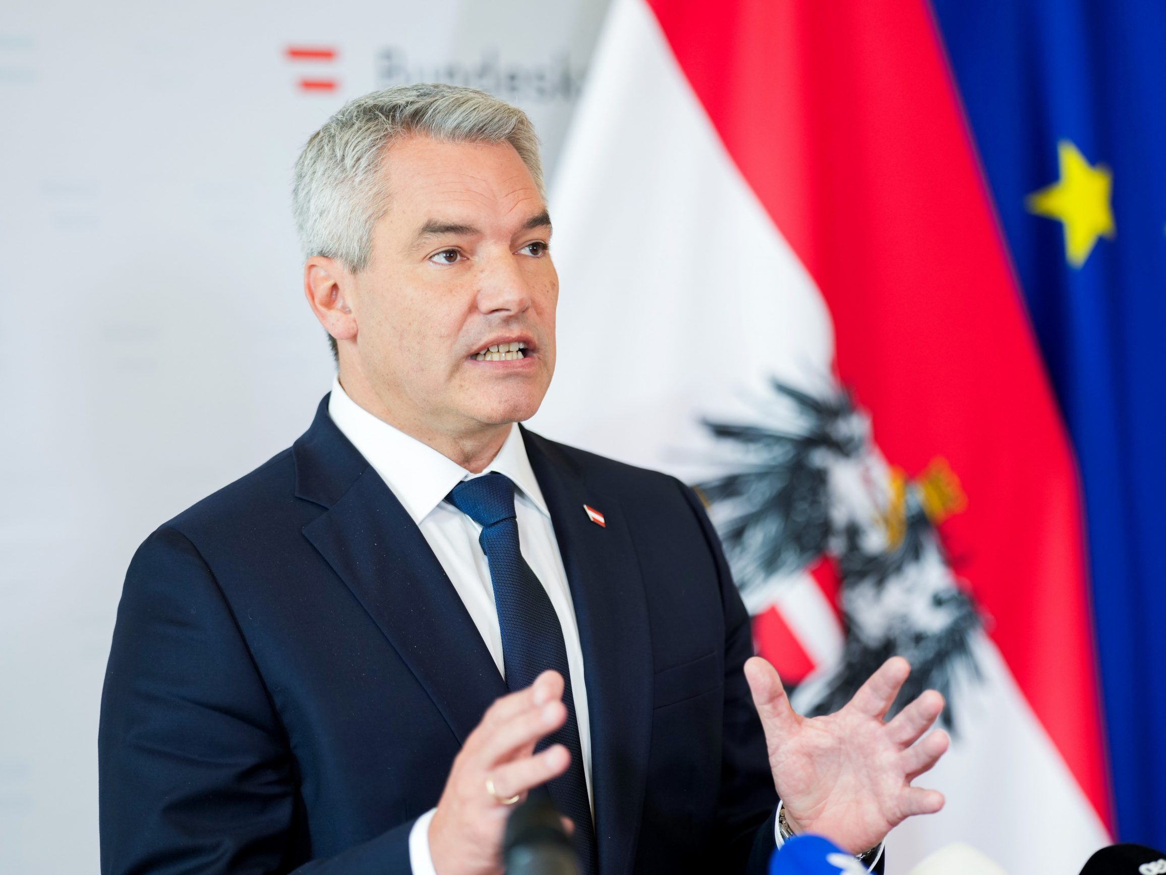 Pressekonferenz von Nehammer zum Regierungsbildungsauftrag.