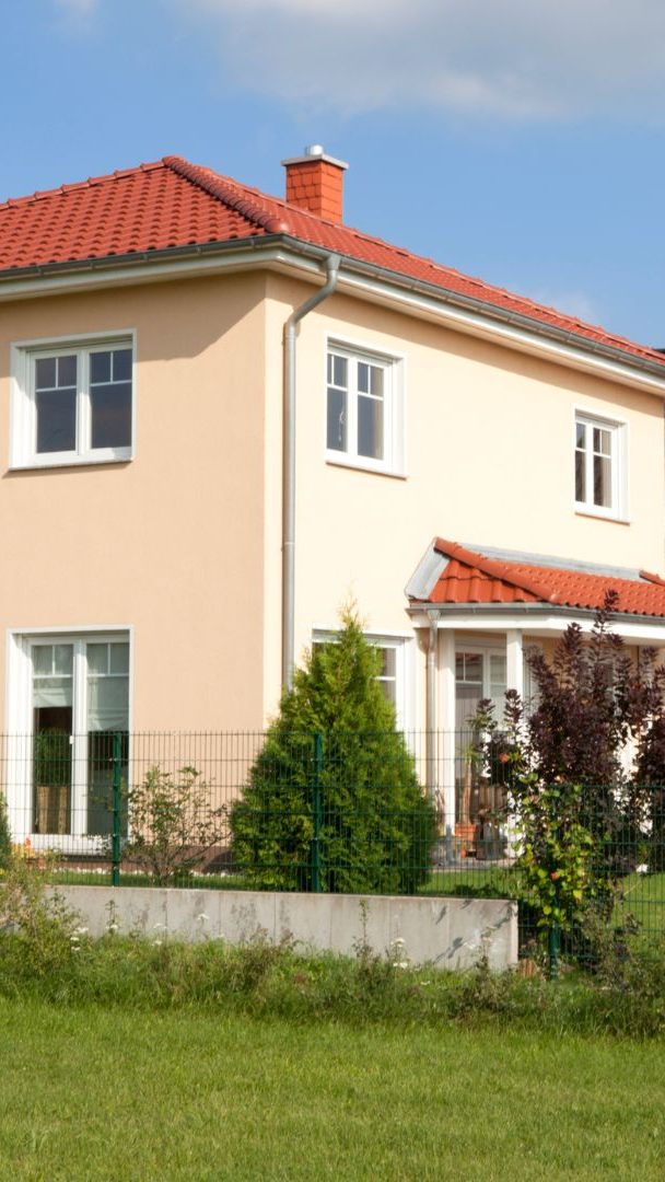 Die Preise für ein typisches Einfamilienhaus in Österreich sind im 1. Halbjahr 2024 zurückgegangen.