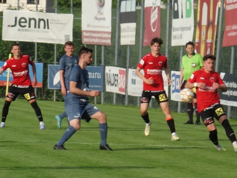 Die Kicker vom FC Bizau wollen gegen Riefensberg den nächsten Sieg einfahren