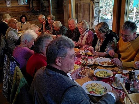 "Gschteckt voller" Rappenlochstadl und beste Stimmung "Gschteckt voller" Rappenlochstadl und beste Stimmung