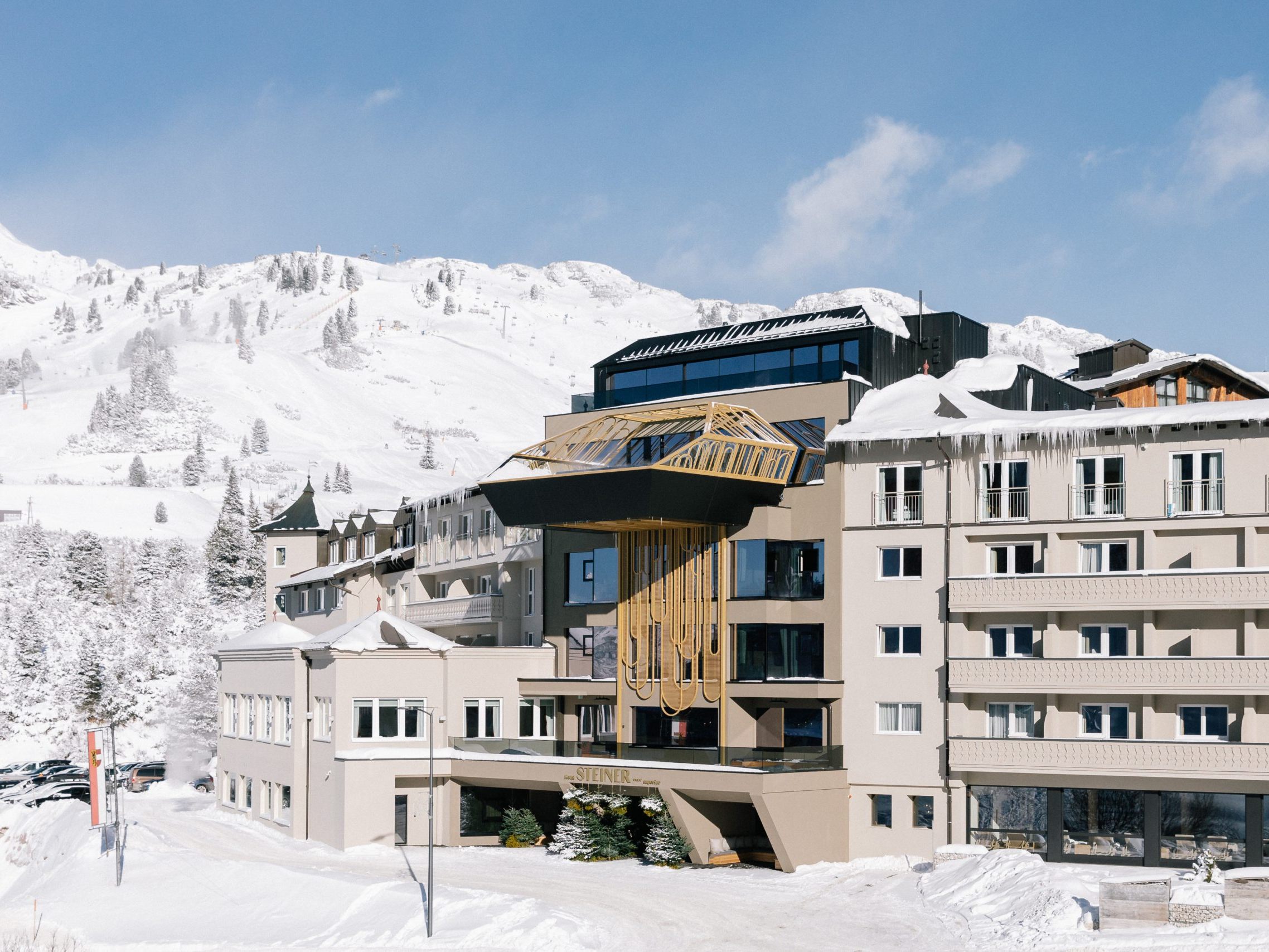 Kurzurlaub im 4-Sterne-Superior-Hotel Steiner****S in Obertauern zu gewinnen.