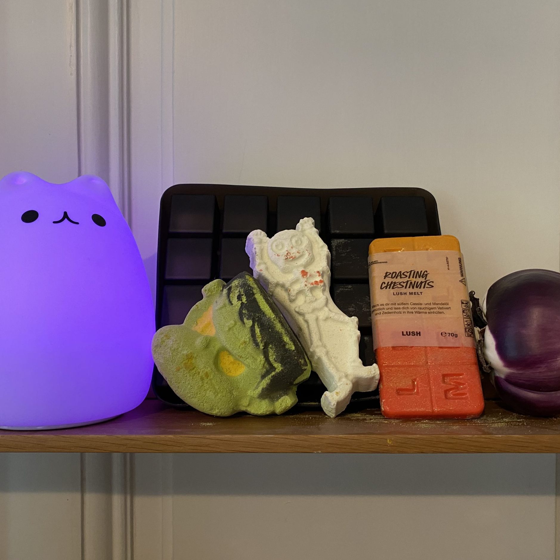 VIENNA.at durfte die gruseligen LUSH-Produkte testen.