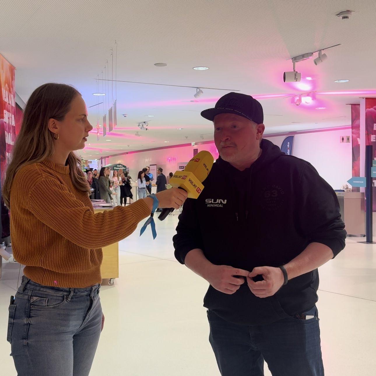 Joey Kelly wurde mit der Kelly Family berühmt und ist für jedes Abenteuer zu haben.