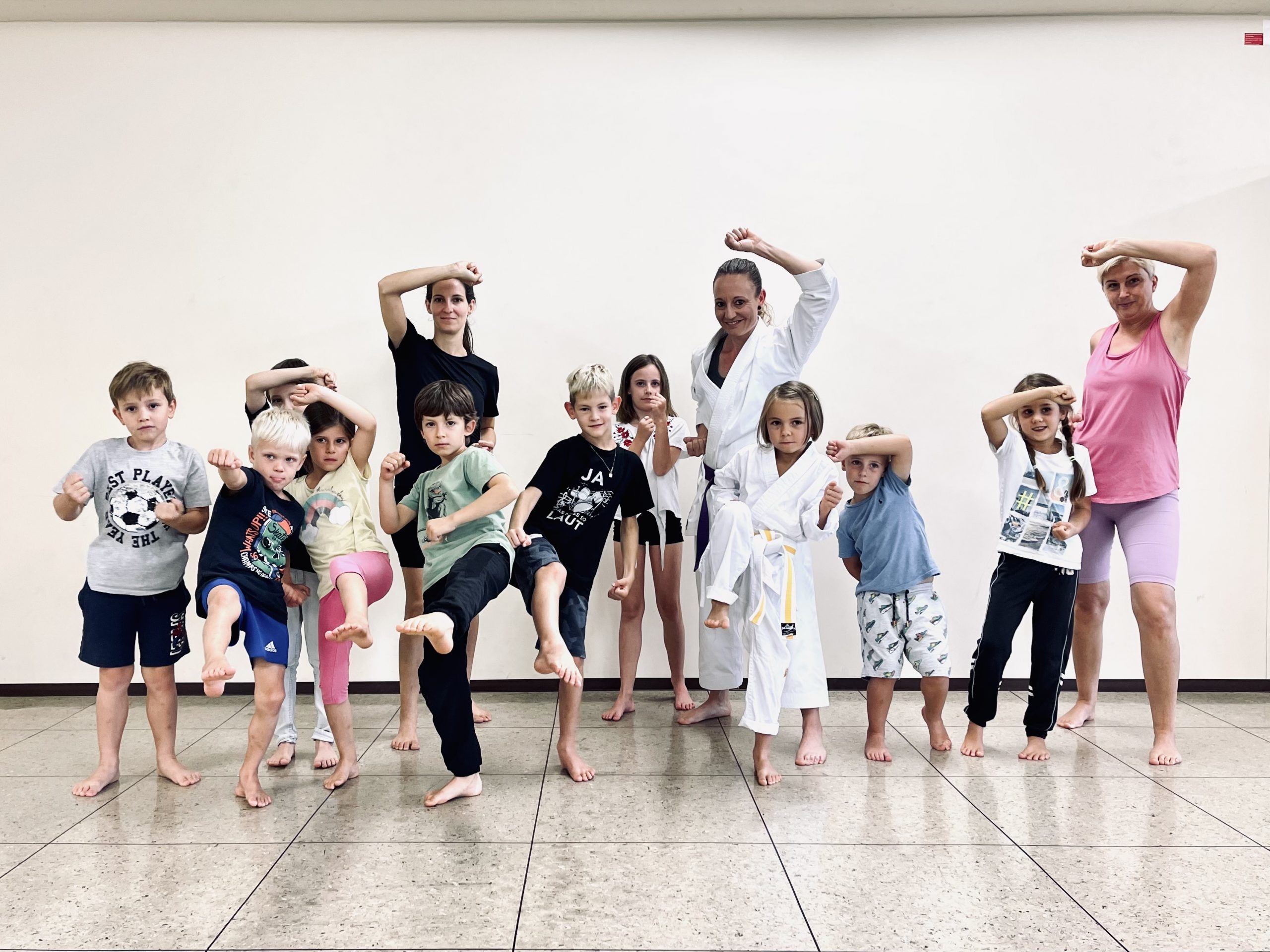 Bald beginnt der neue Karate Anfängerkurs für die ganze Familie in Wolfurt