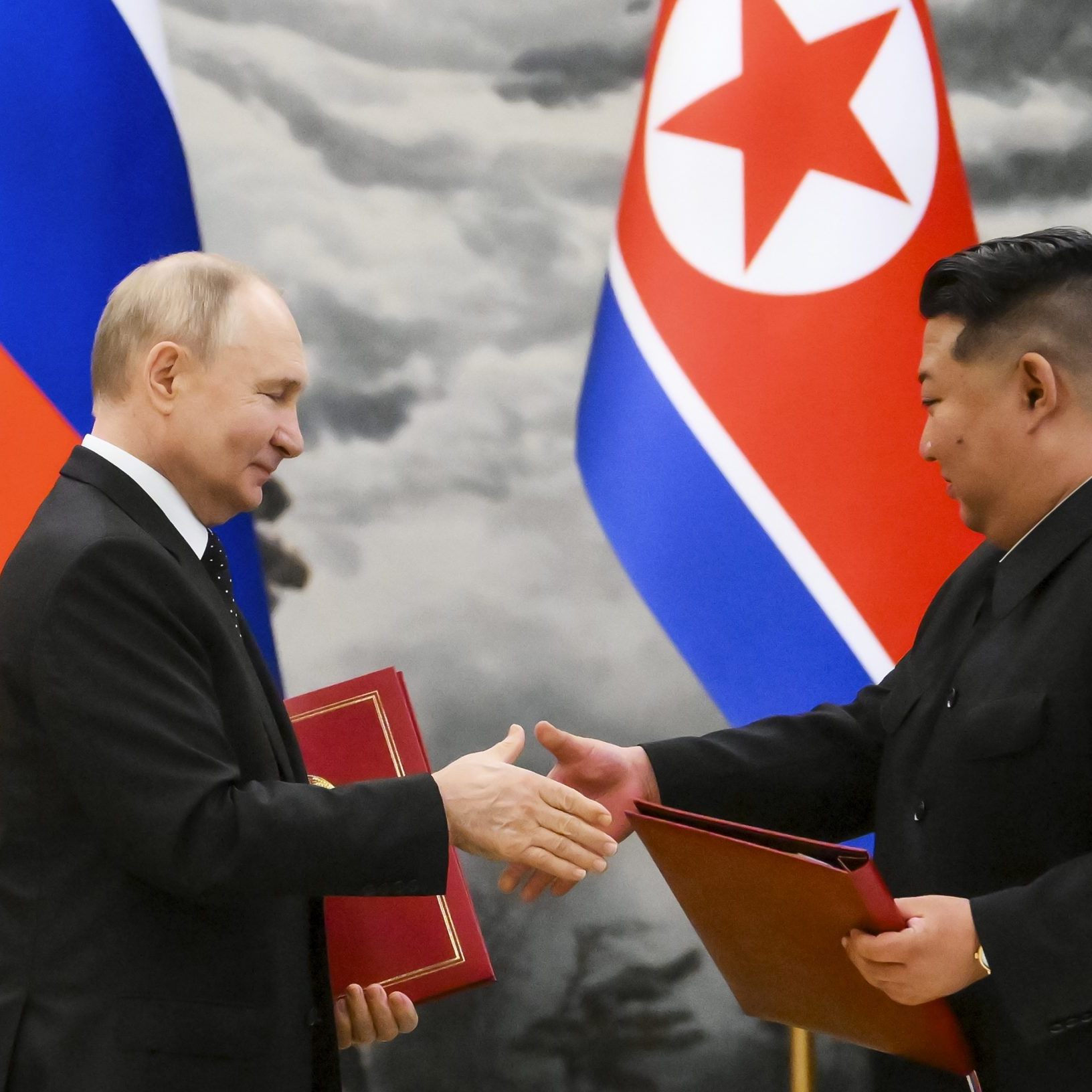 Putin und Kim Jong-un bei einem Treffen im Juni.