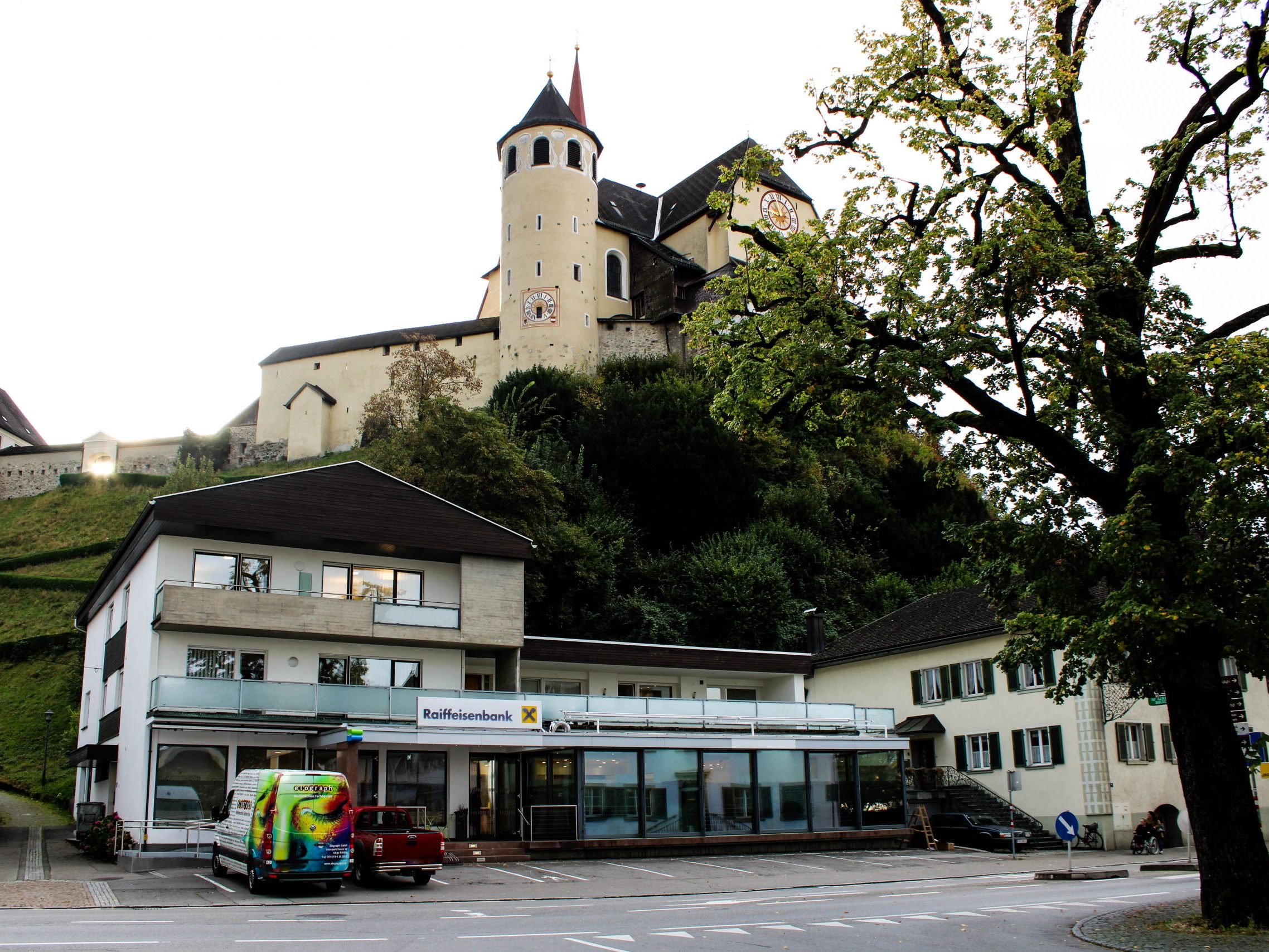 Das Ausweichlokal der Raika Rankweil befindet sic im ehemaligen Burgcafe.