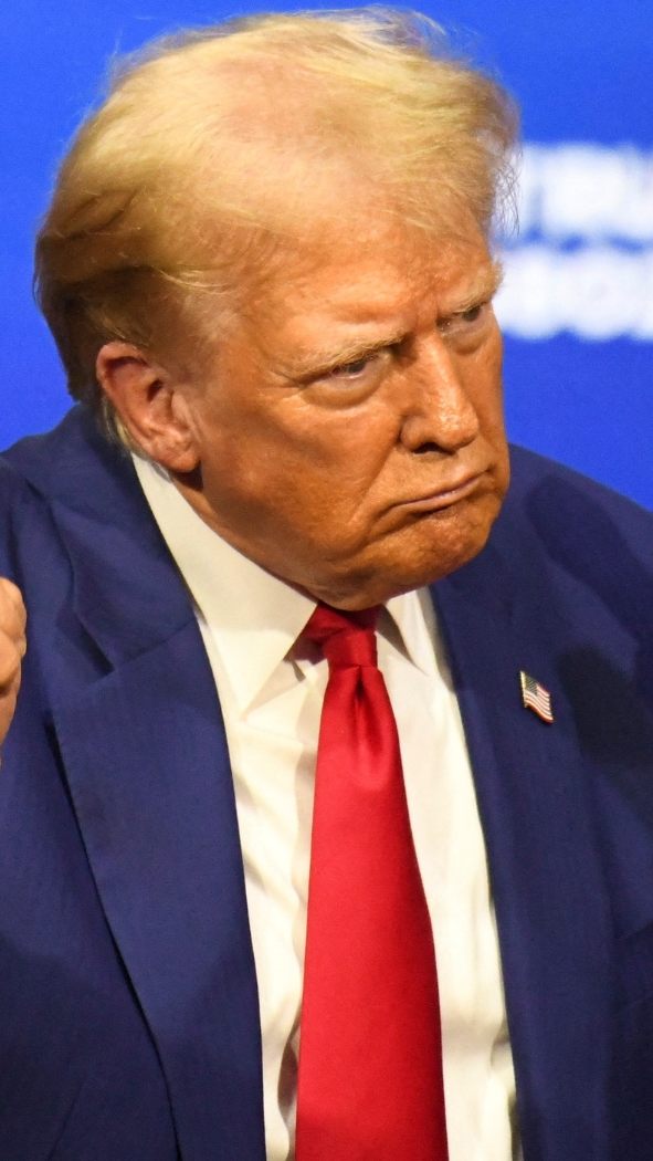 Nach bizarrem Tanz-Wahlkampfauftritt des Republikaners werden Fragen nach Trumps Gesundheit immer lauter.