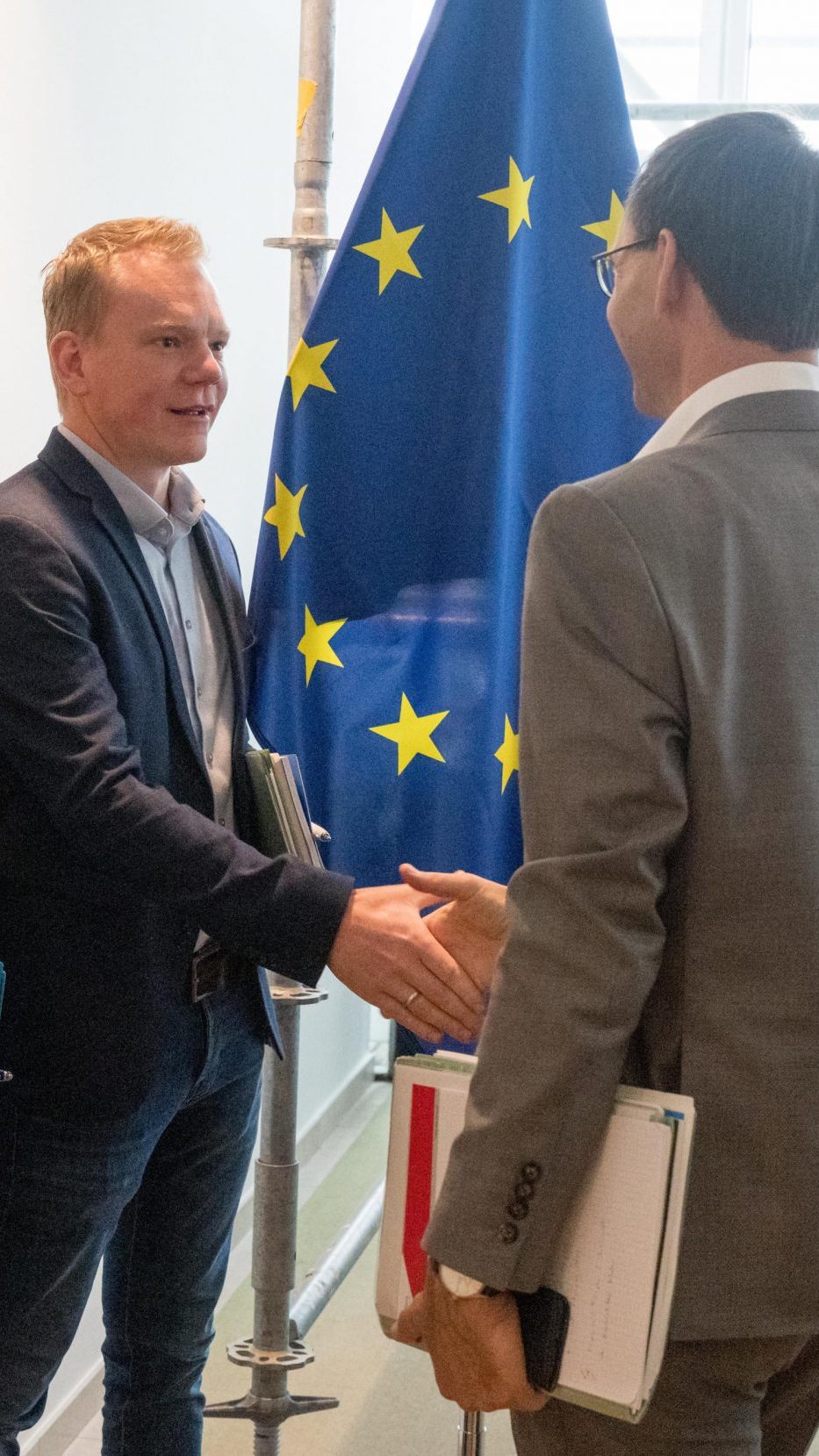 ÖVP-Chef Landeshauptmann Markus Wallner und FPÖ-Obmann Christof Bitschi am Montag im Landhaus.