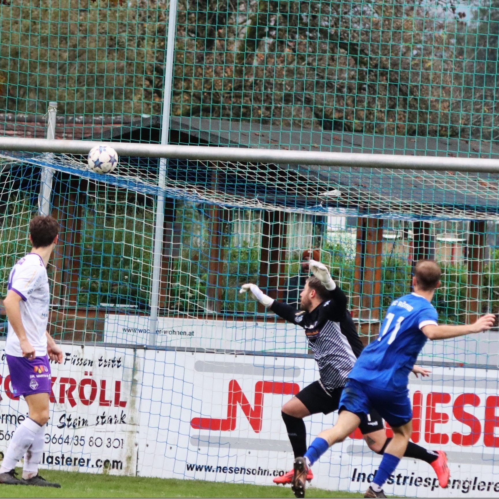 rexhaj per kopf zum 1:1 für Röthis gegen Salzburg