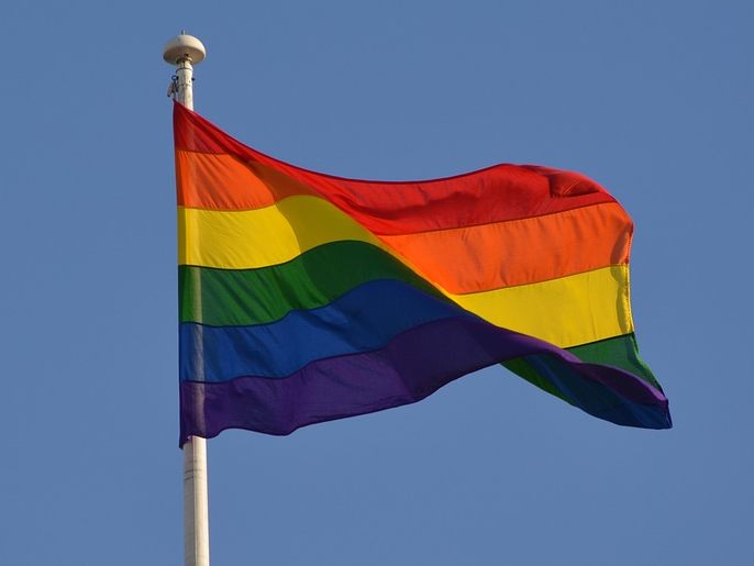 FP-Gruber wird nach der Attack auf eine Regenbogenfahne nicht ausgeliefert.