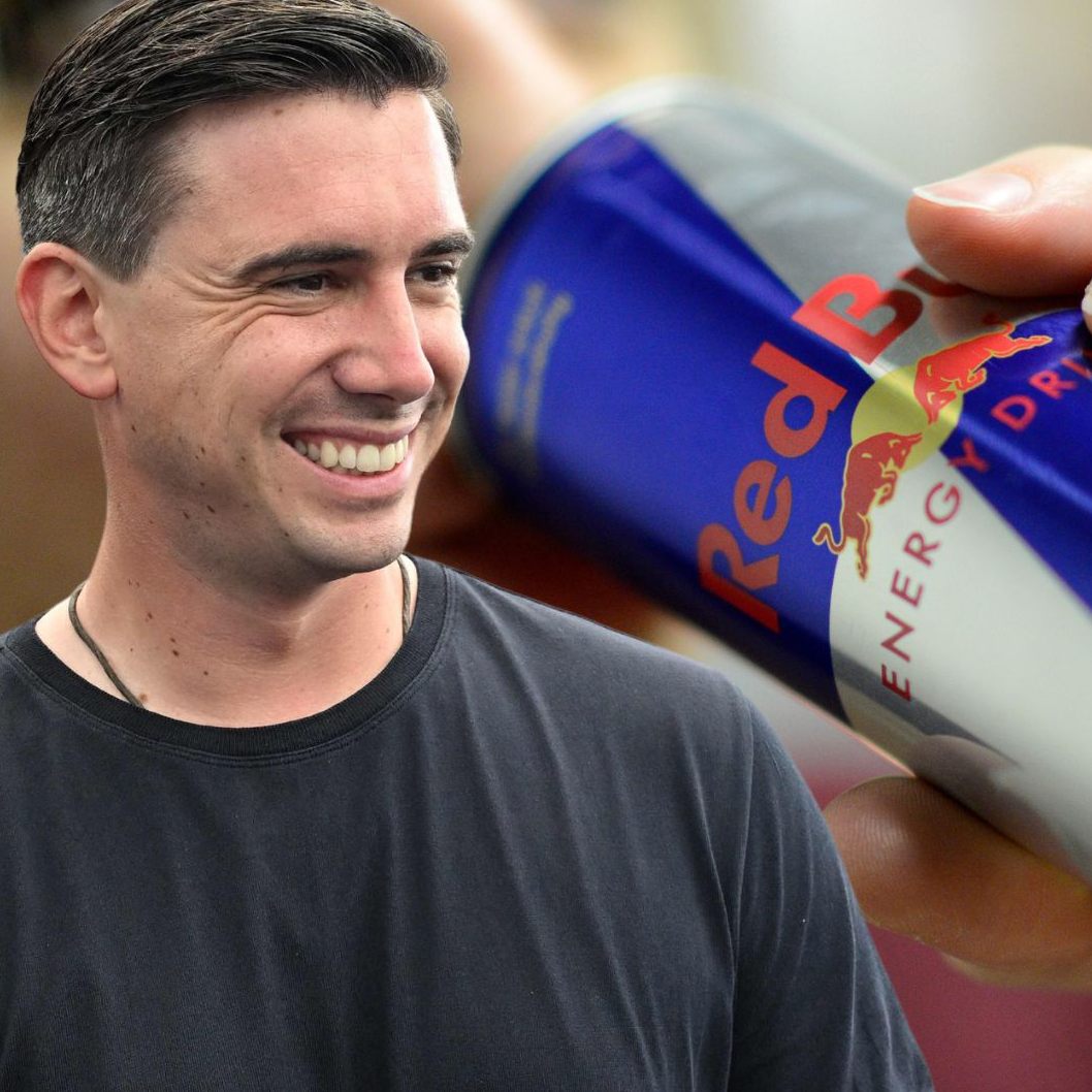 Red Bull setzte 2023 ertsmals über zehn Mrd. Euro um.