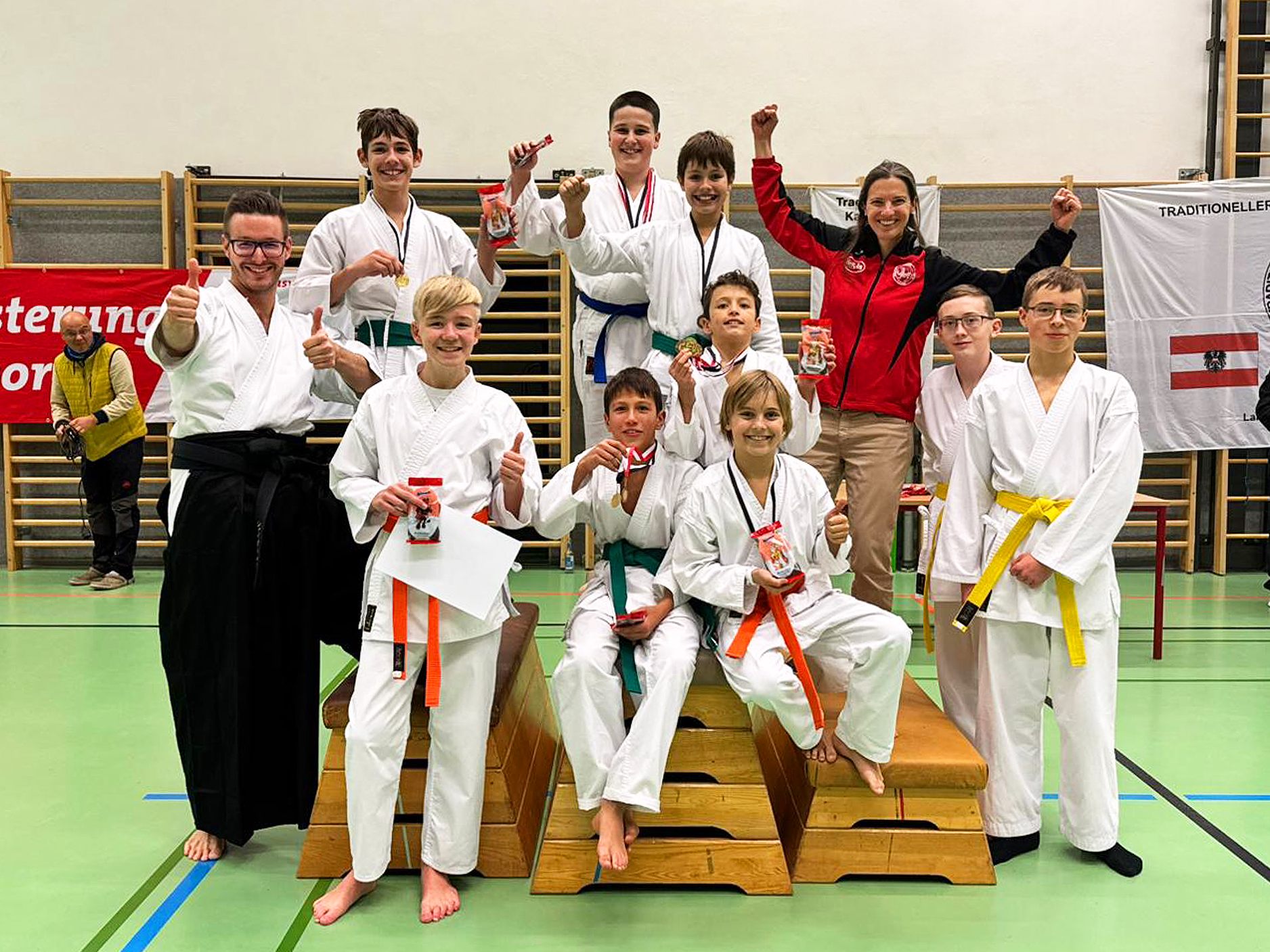 Bludenzer Karatekas nach Top-Leistungen in Jubelstimmung Bludenzer Karatekas nach Top-Leistungen in Jubelstimmung