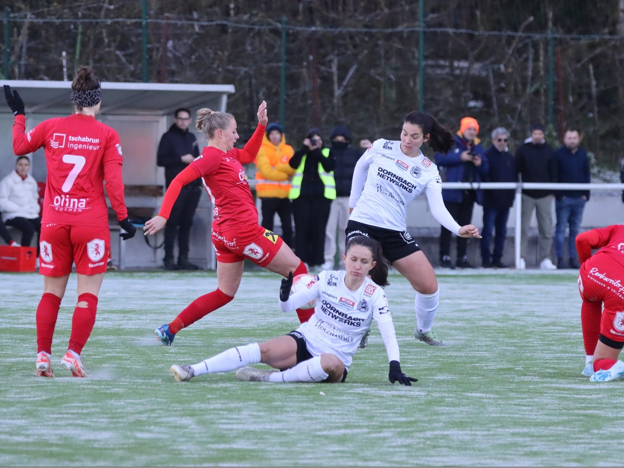 RW Rankweil Frauen mit Spielerin Tamara Saric im Bild verlieren gegen Wr. Sportclub mit 0:1. RW Rankweil Frauen mit Spielerin Tamara Saric im Bild verlieren gegen Wr. Sportclub mit 0:1.