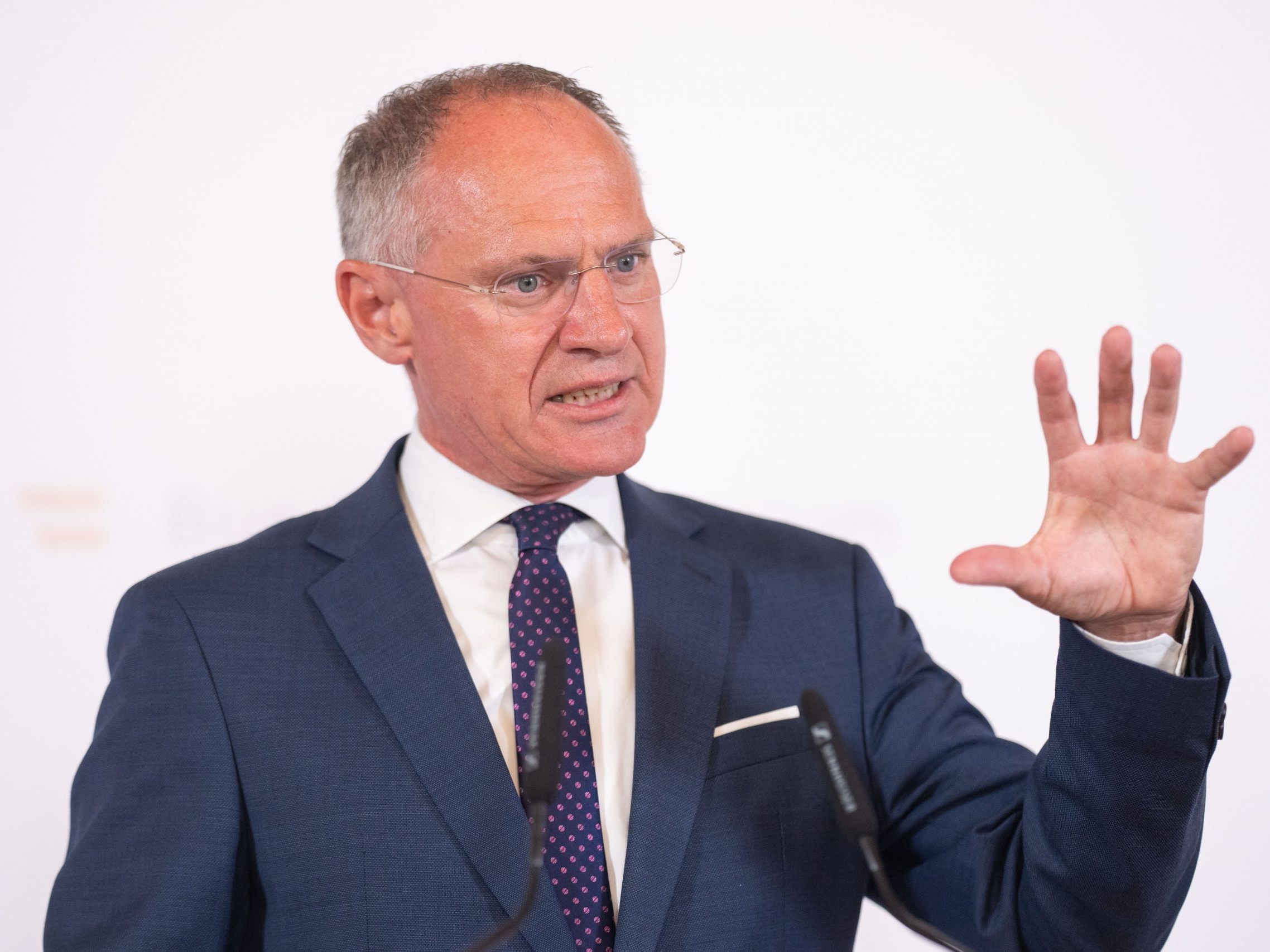 Karner kommt zu Treffen in Budapest. Karner kommt zu Treffen in Budapest.